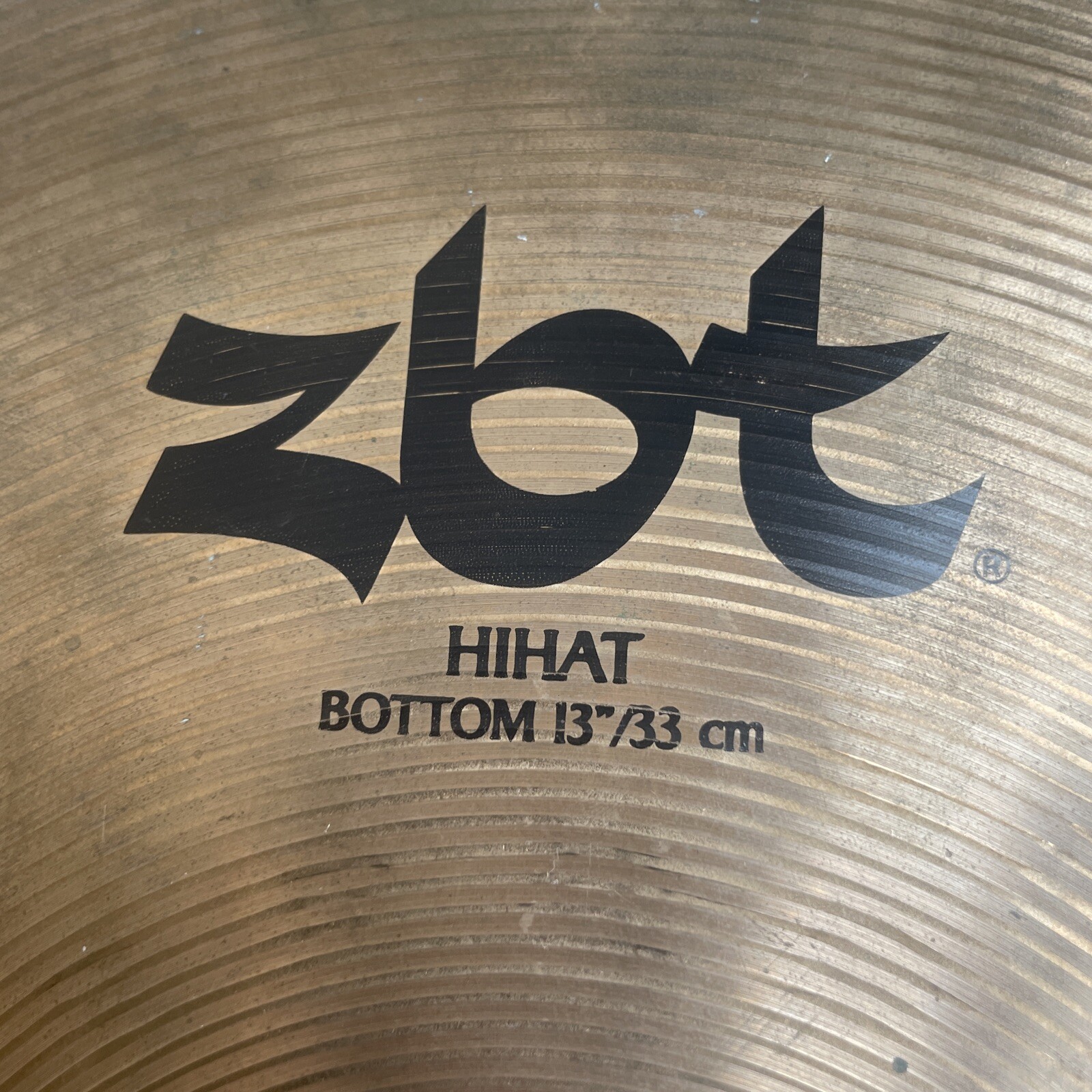 Zildjian 13” ZBT HiHat Cymbal bottom