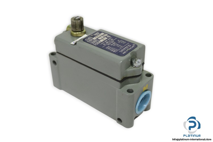 SQUARE D AW-18 LIMIT SWITCH_AW 18_ 600 V AC_Series C_Form M11_AC DPDT / DC DPST