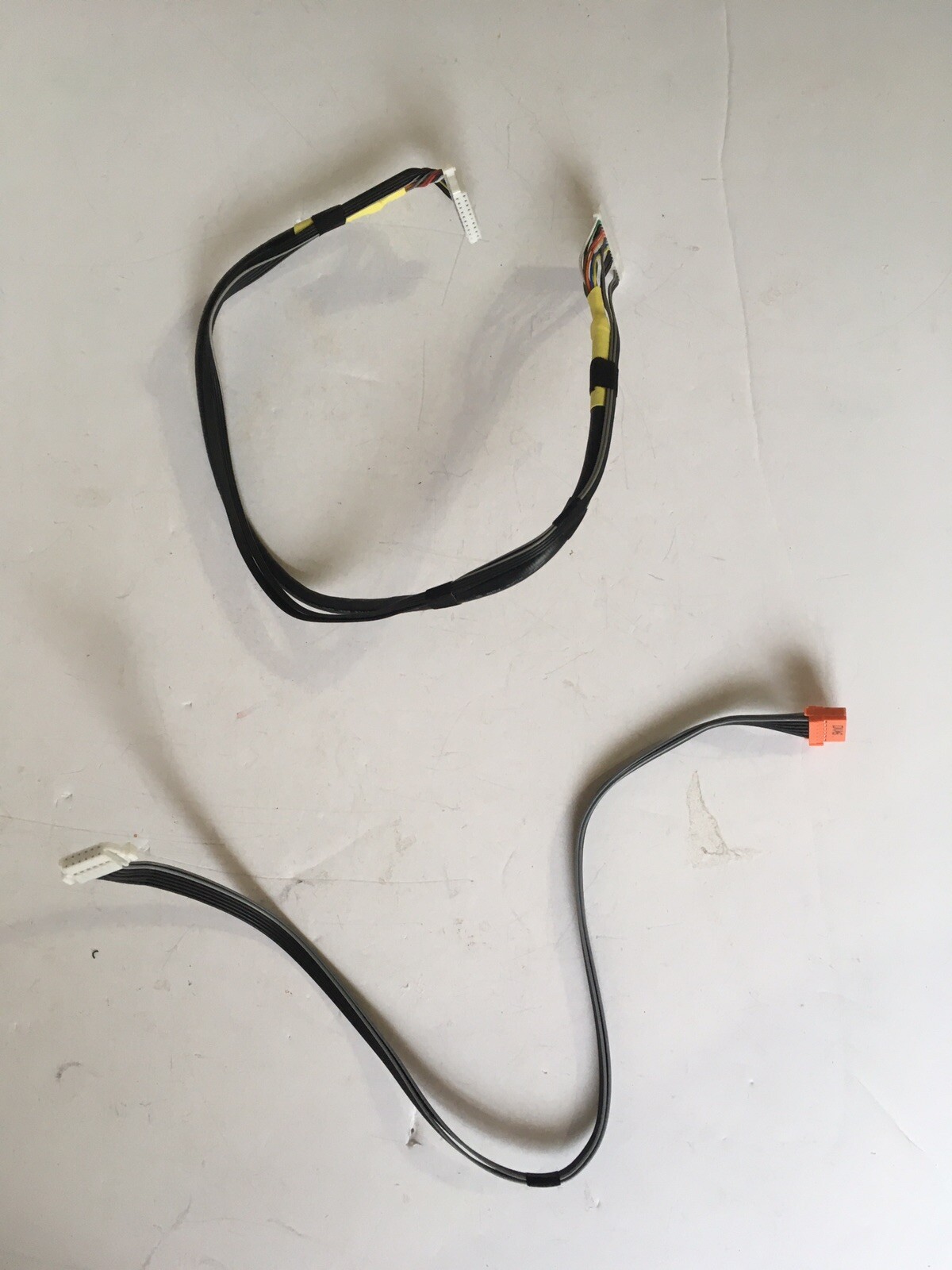 SAMSUNG UN55TU8300F RIBBON/WIRE BUNDLE