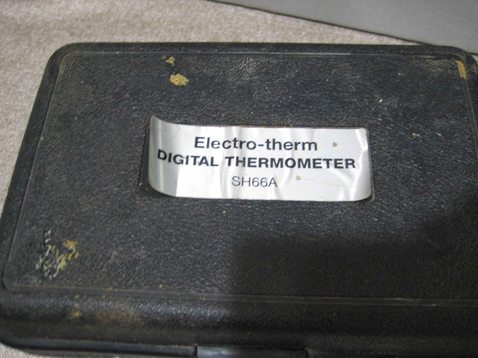 ELECTROTHERM SH66A DIGITAL TEMPERATURE MULTI PROBE IN CASE