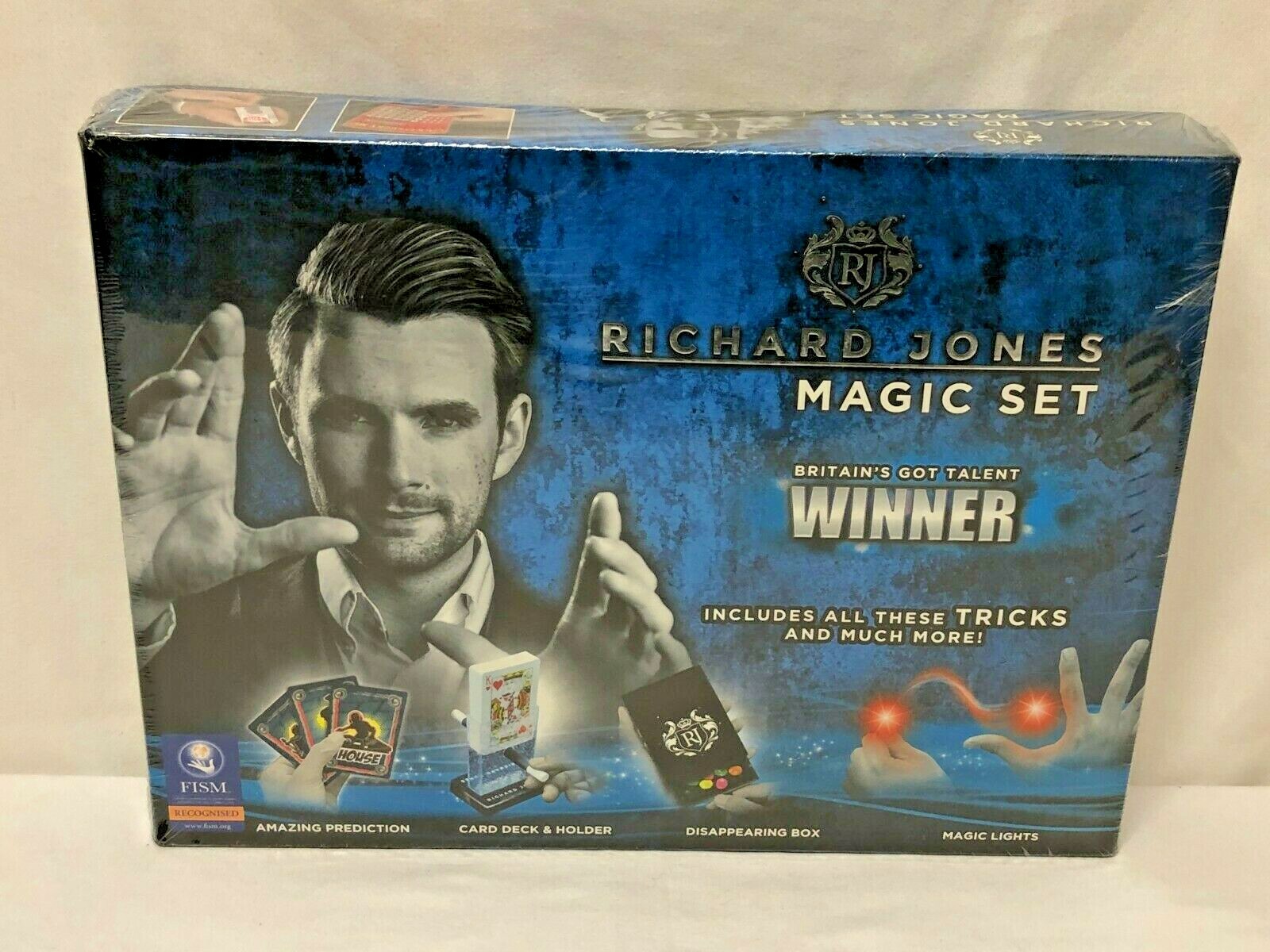 Richard Jones MAGIC SET Tricks Magic Cap Svengali Cards FISM Recognized, NEW