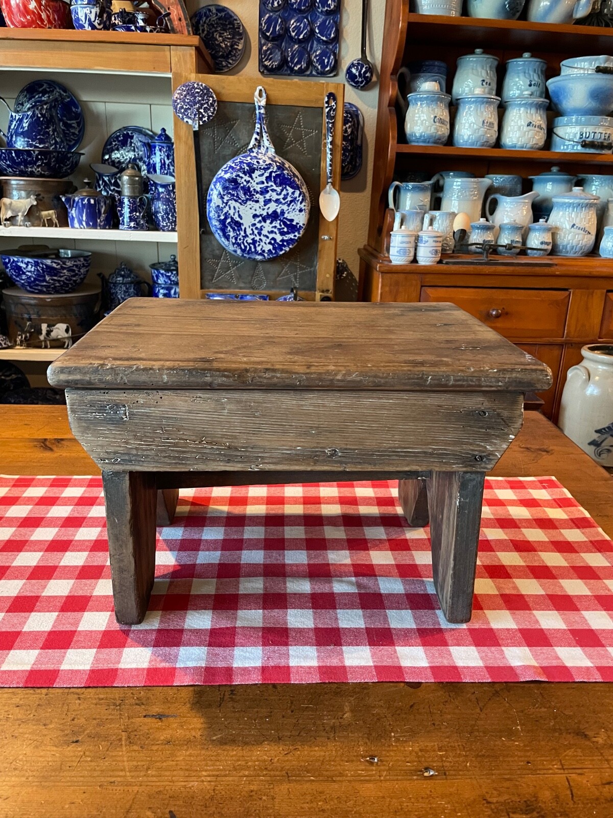 Antique Wooden Stool (square nails)