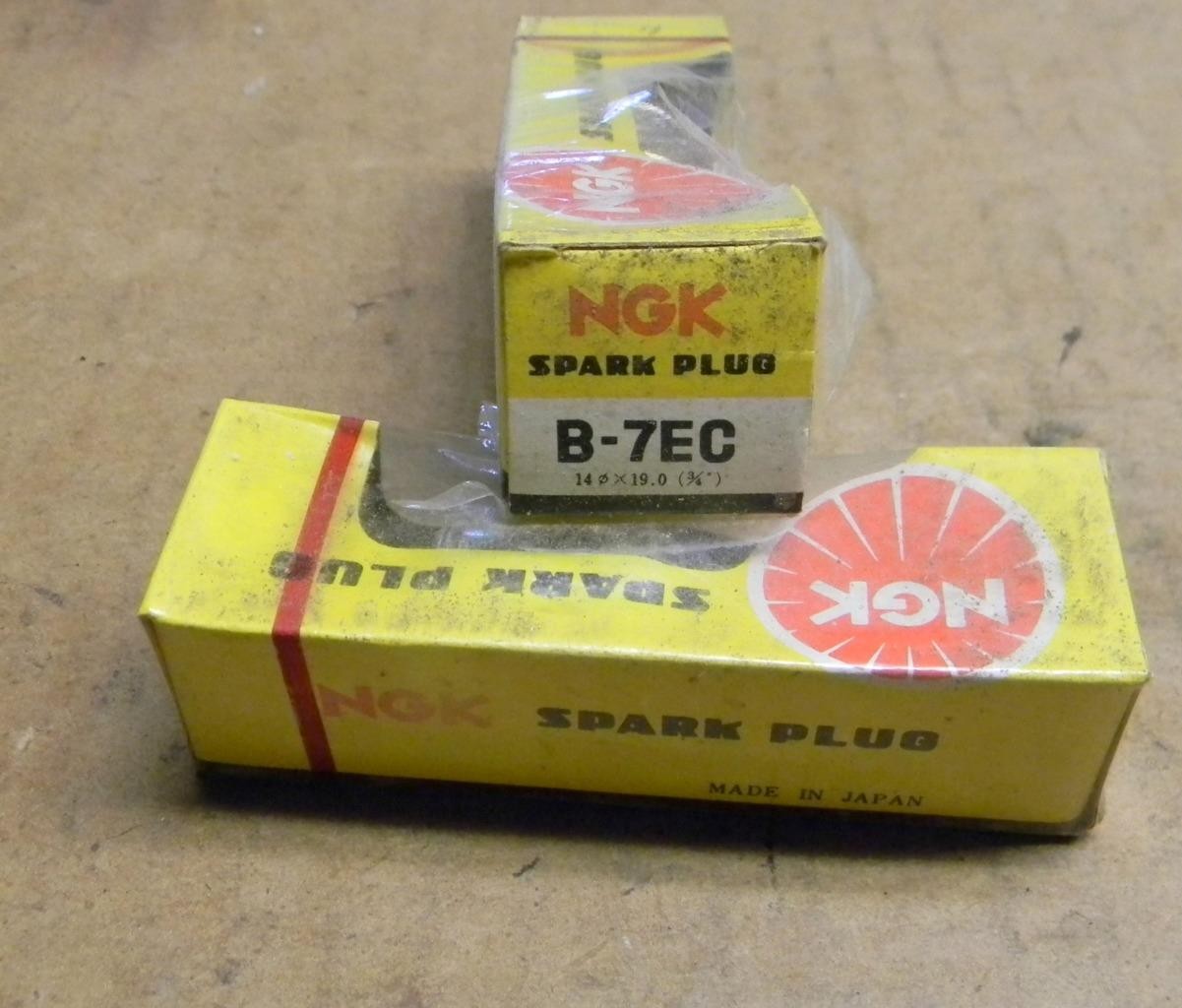 NEW NGK B7EC 14mm SPARK PLUGS LOT OF 2