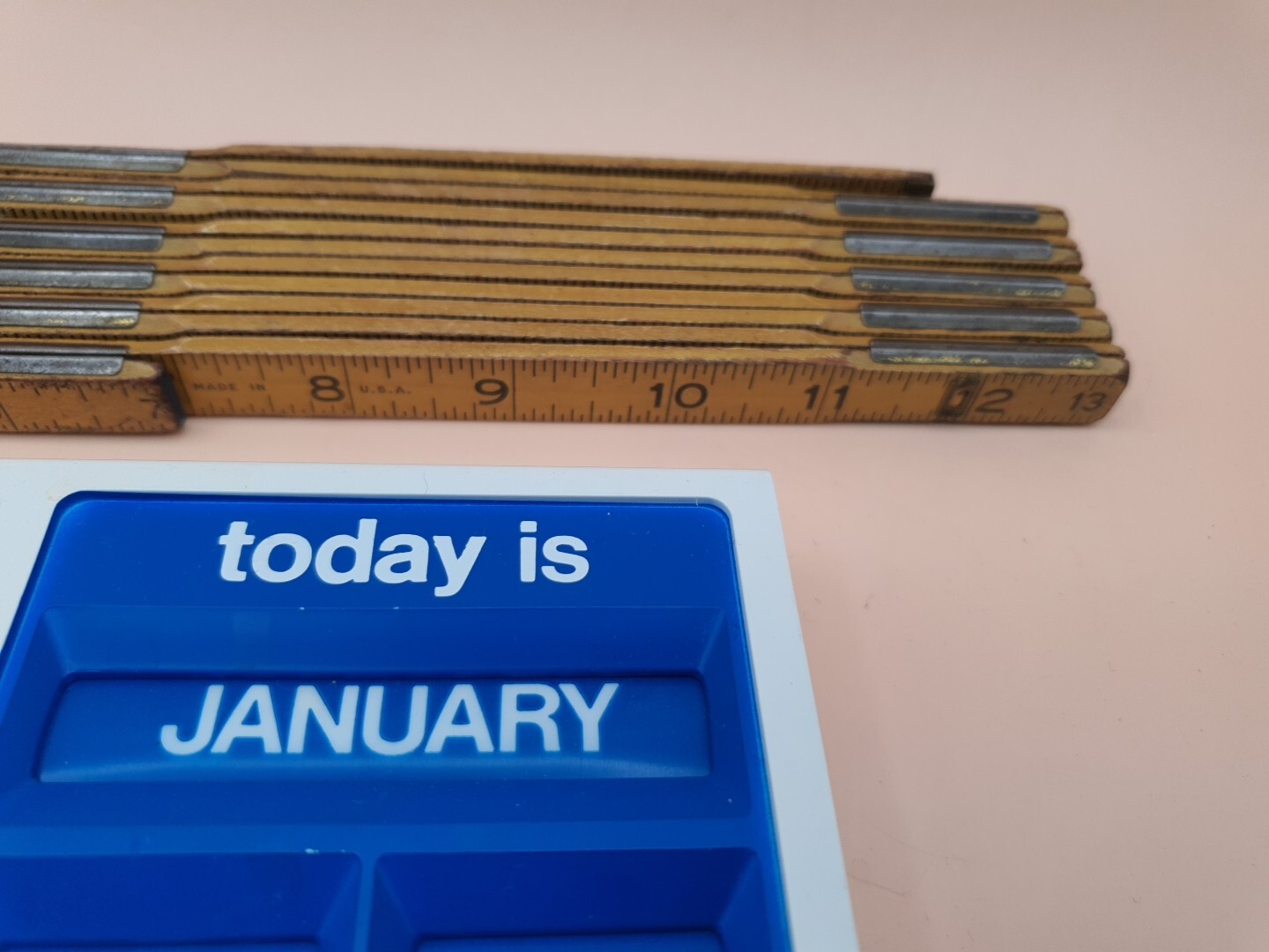 ORIGINAL 1990's Vantage Cigarette Daily Calendar Vintage