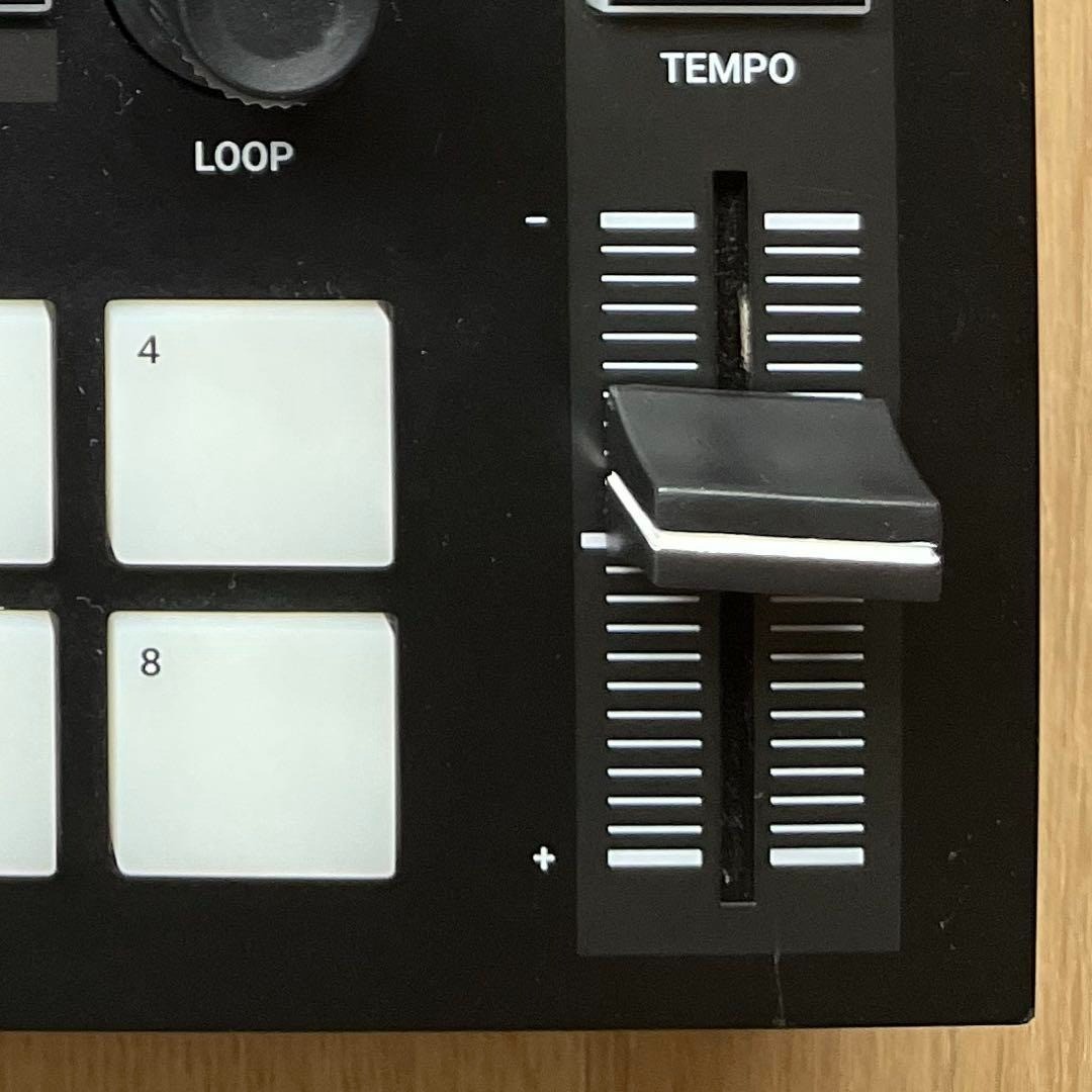 NATIVE INSTRUMENTS S2 MK3 2 Deck DJ Controller TRAKTOR KONTROL Music Audio Pro