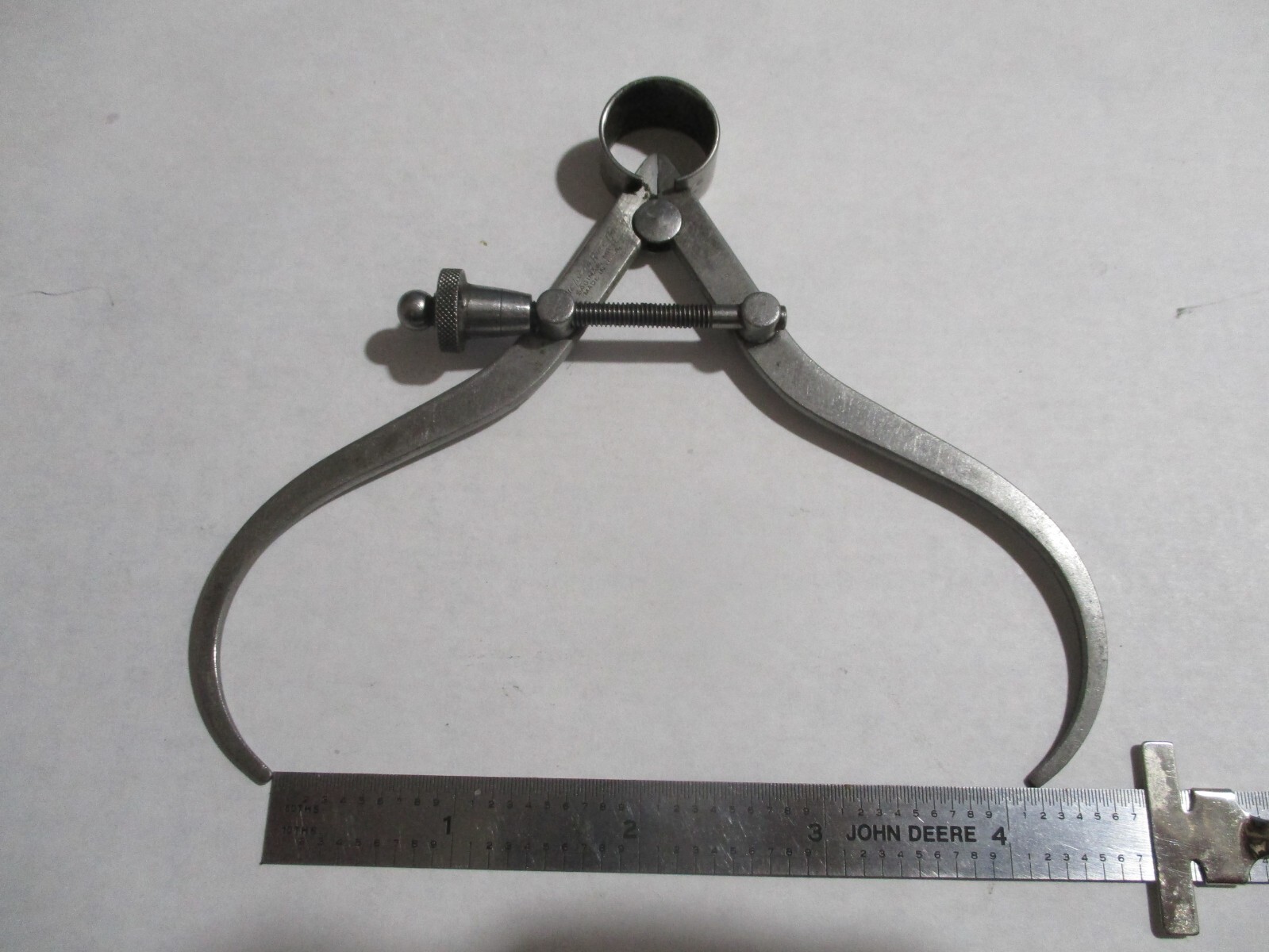 Lufkin No. 41  Outside Caliper 4" Banner Type w/solid nut for Machinist Estate