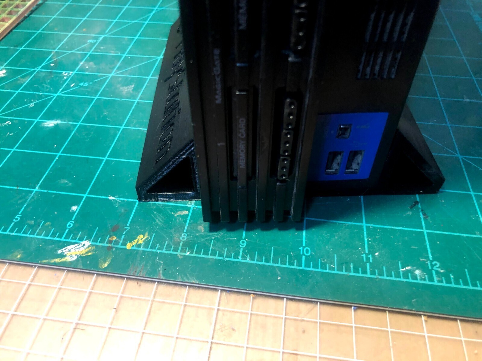 Fat Vertical Stand Original for Sony PlayStation 2 Console Display Case Desk