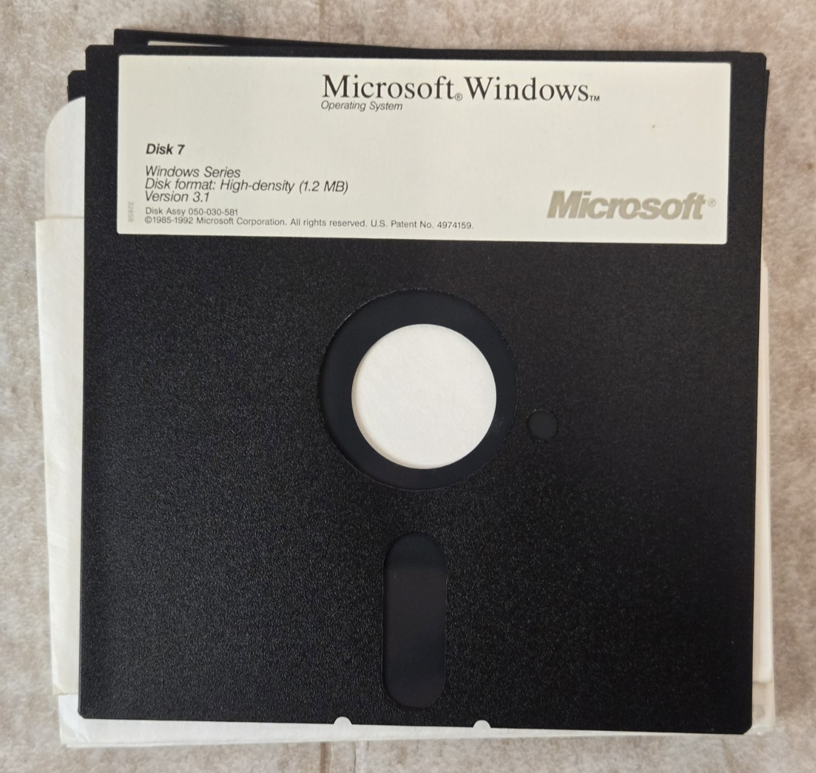 Microsoft Windows Version 3.1 Operating Software 5.25" Floppy Disks 7 OEM Disks