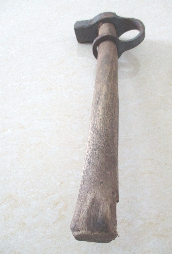 ANTIQUE TOOL HAMMER RARE UNUSUAL