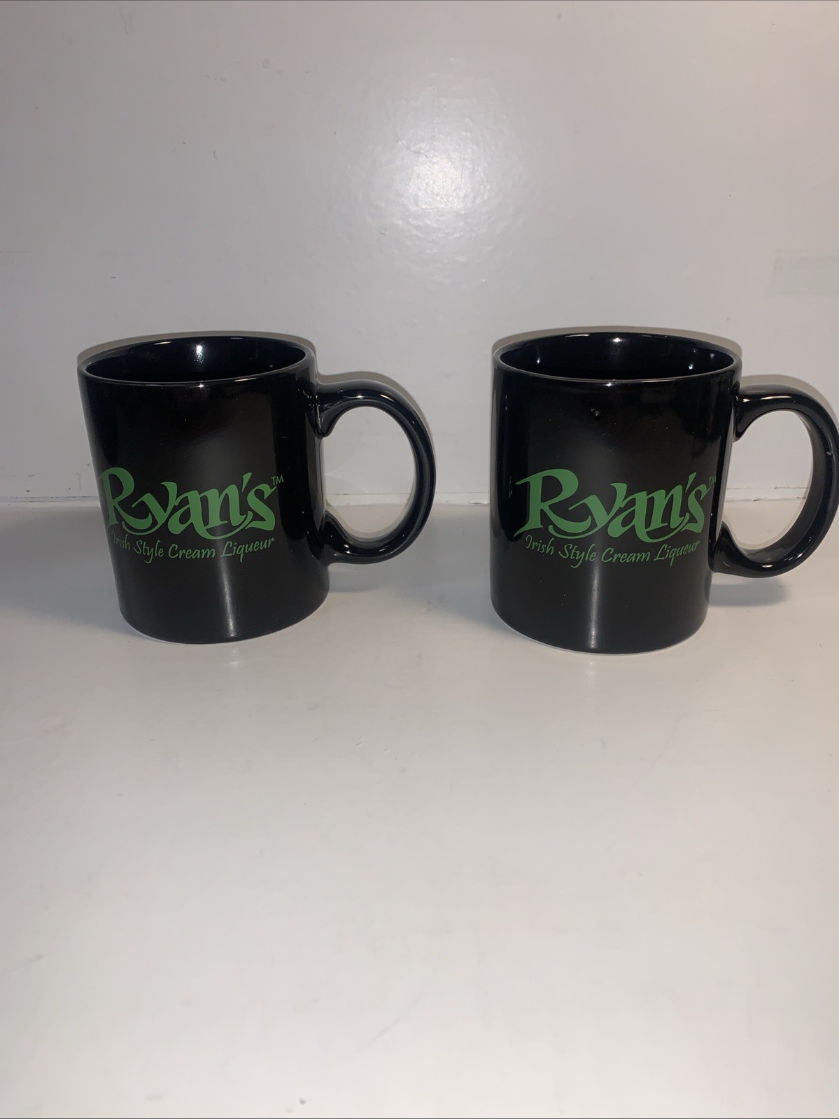 Pair of Ryan’s Irish Cream Black @ Green Coffee Mugs Cups 3 7/8"
