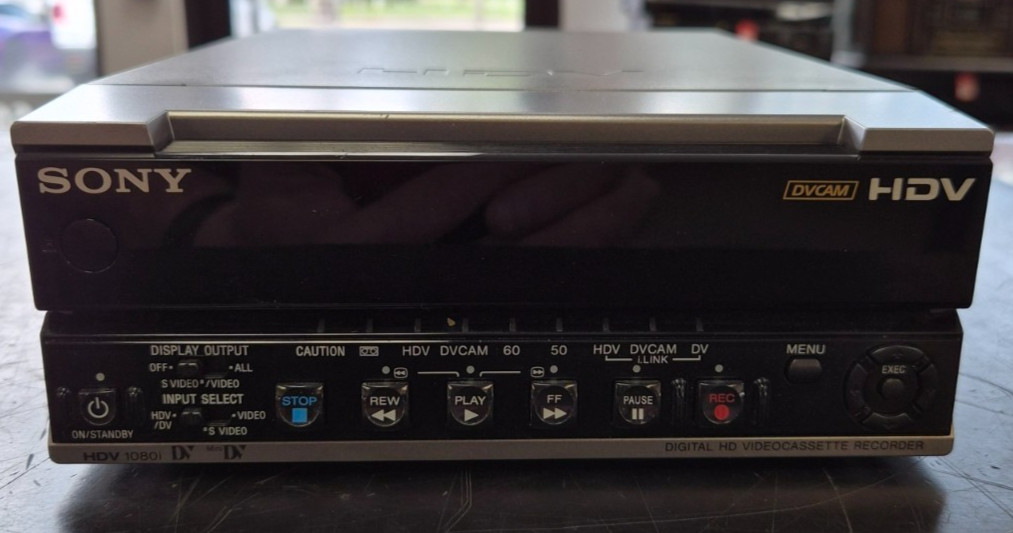 Sony HVR-M15U HDV MiniDV DVCAM Firewire Sold for parts/repair
