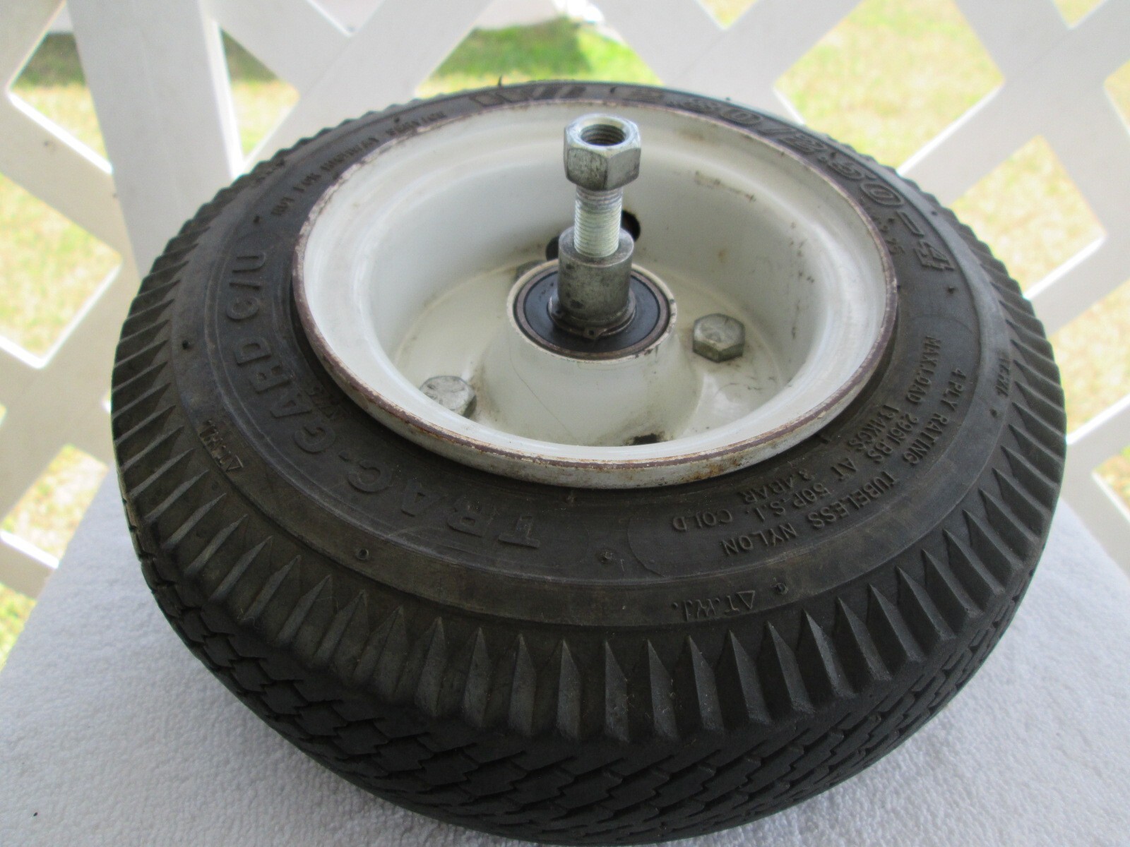 2.80/2.50-4 Tubeless Pneumatic Front Wheel