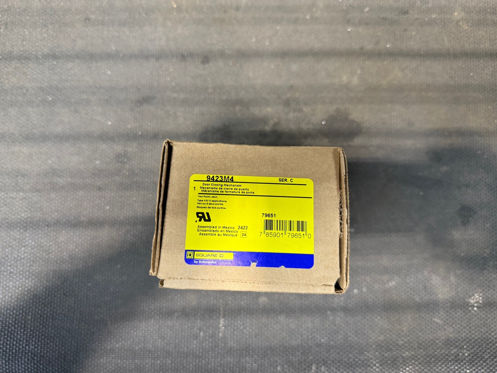 New in Sealed Box  Square D 9423M4 Door Closing Mechanism Series C