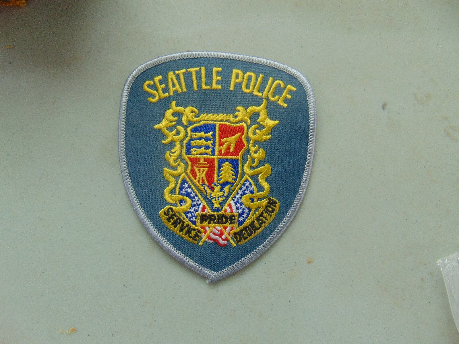 LAW ENFORCEMENT PATCH POLICE SEW ON SEATTLE WASHINGTON POLICE APPR 4 INCHES TALL