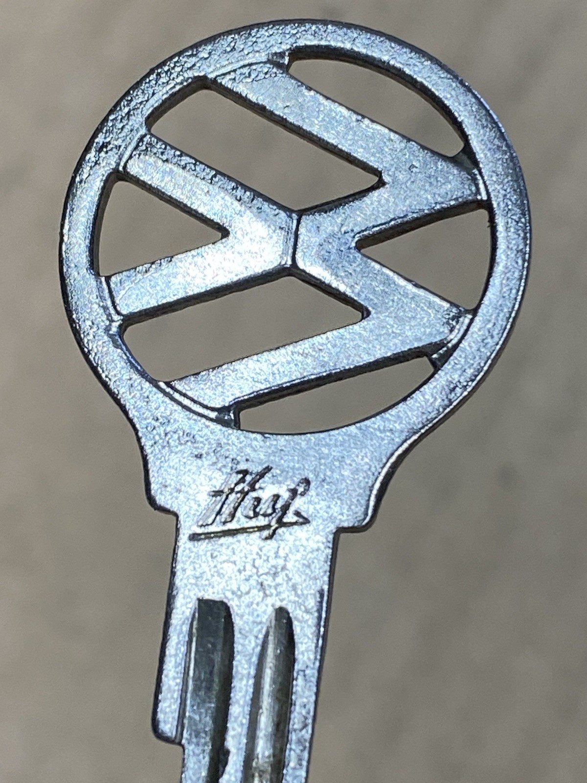 VW HUF SV57 Key.