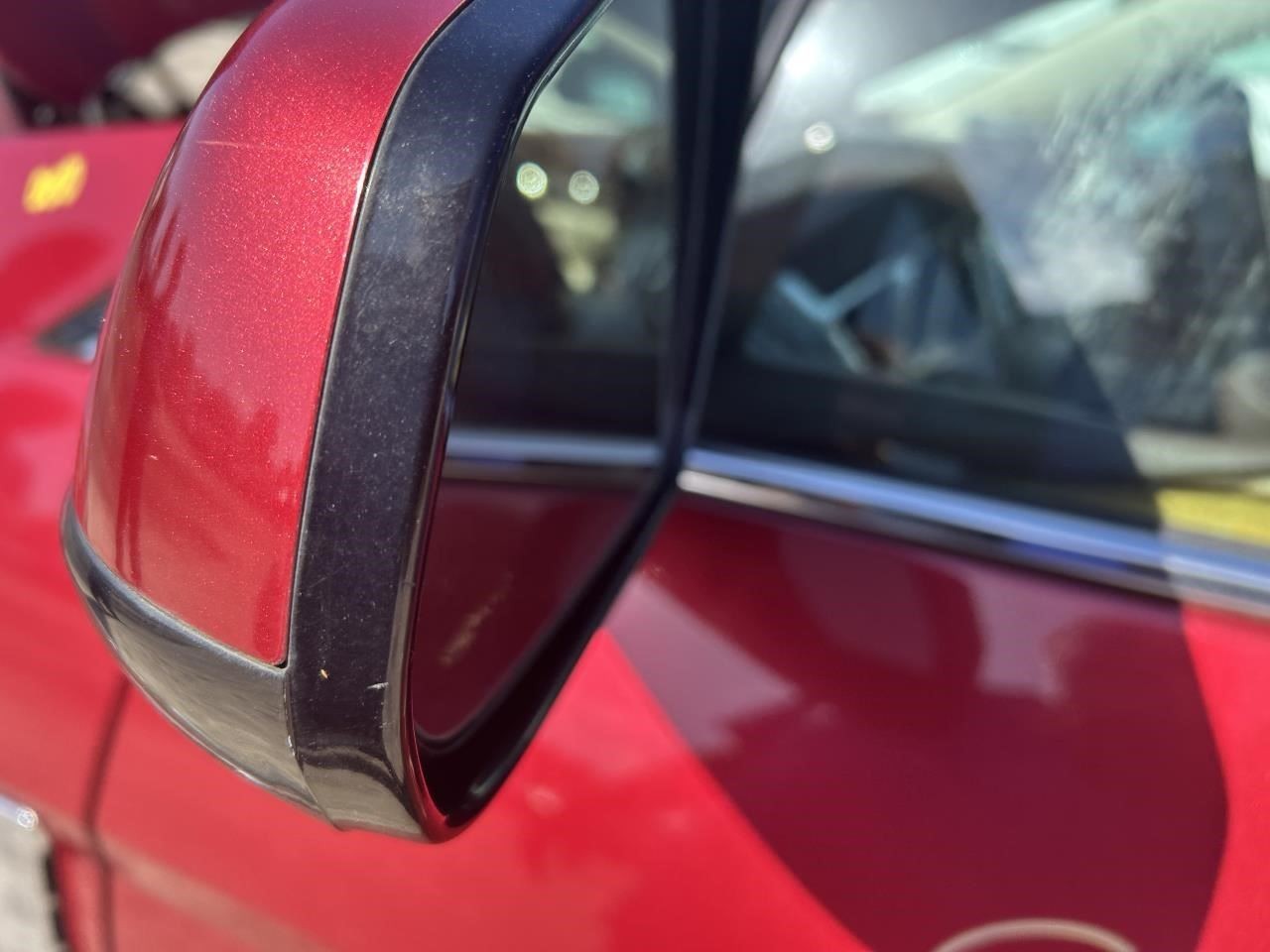 SRX 2011 Horn 104916238