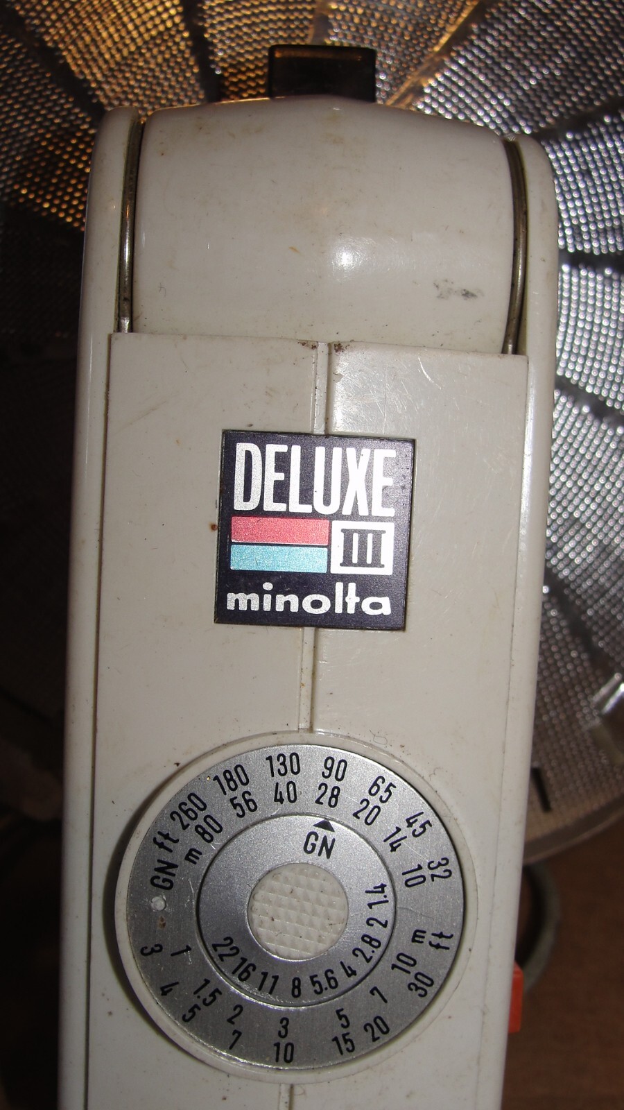 MINOLTA DELUXE 3 CAMERA LIGHT REFLECTOR - UNTESTED