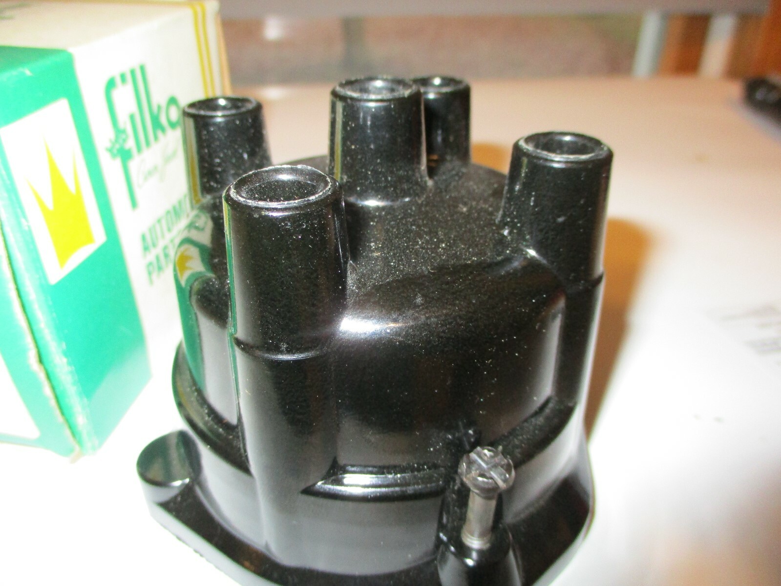 NEW IGNITION DISTRIBUTOR CAP FILKO DR-162