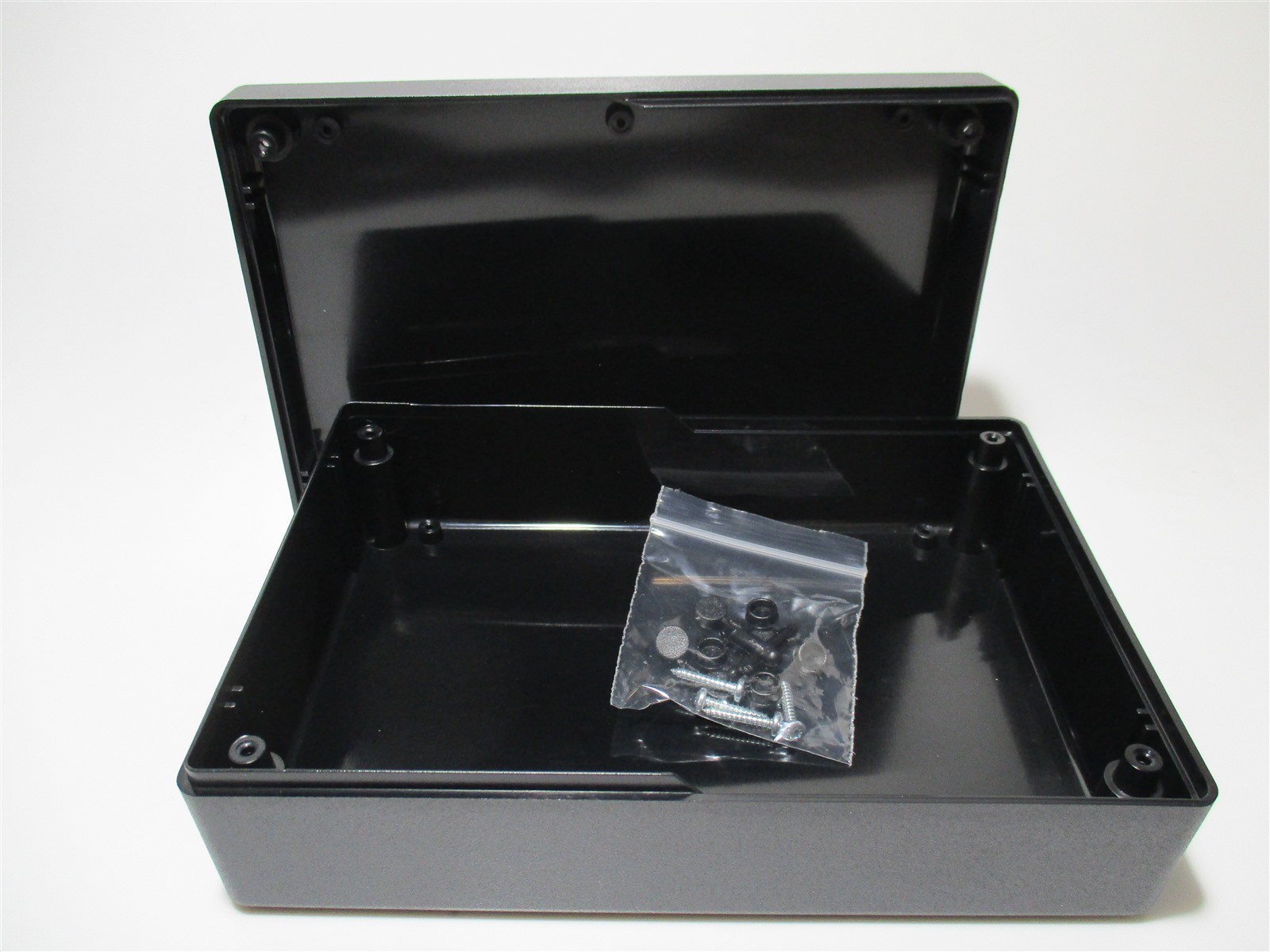 Multicomp (AB78 ) 7 x 4 x 2 Black ABS Plastic Multi-Purpose Sealed Enclosure Box