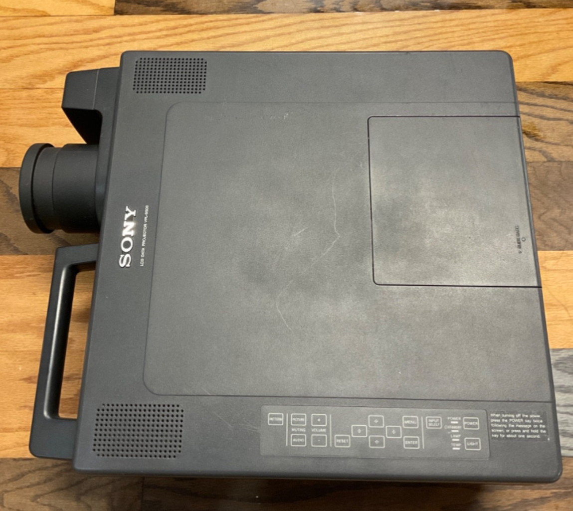 Sony Model VPL-S500U LCD Projector