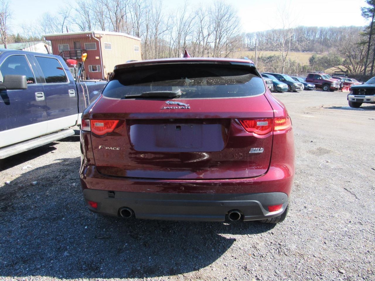 F-PACE 2017 Glove Box 1026764