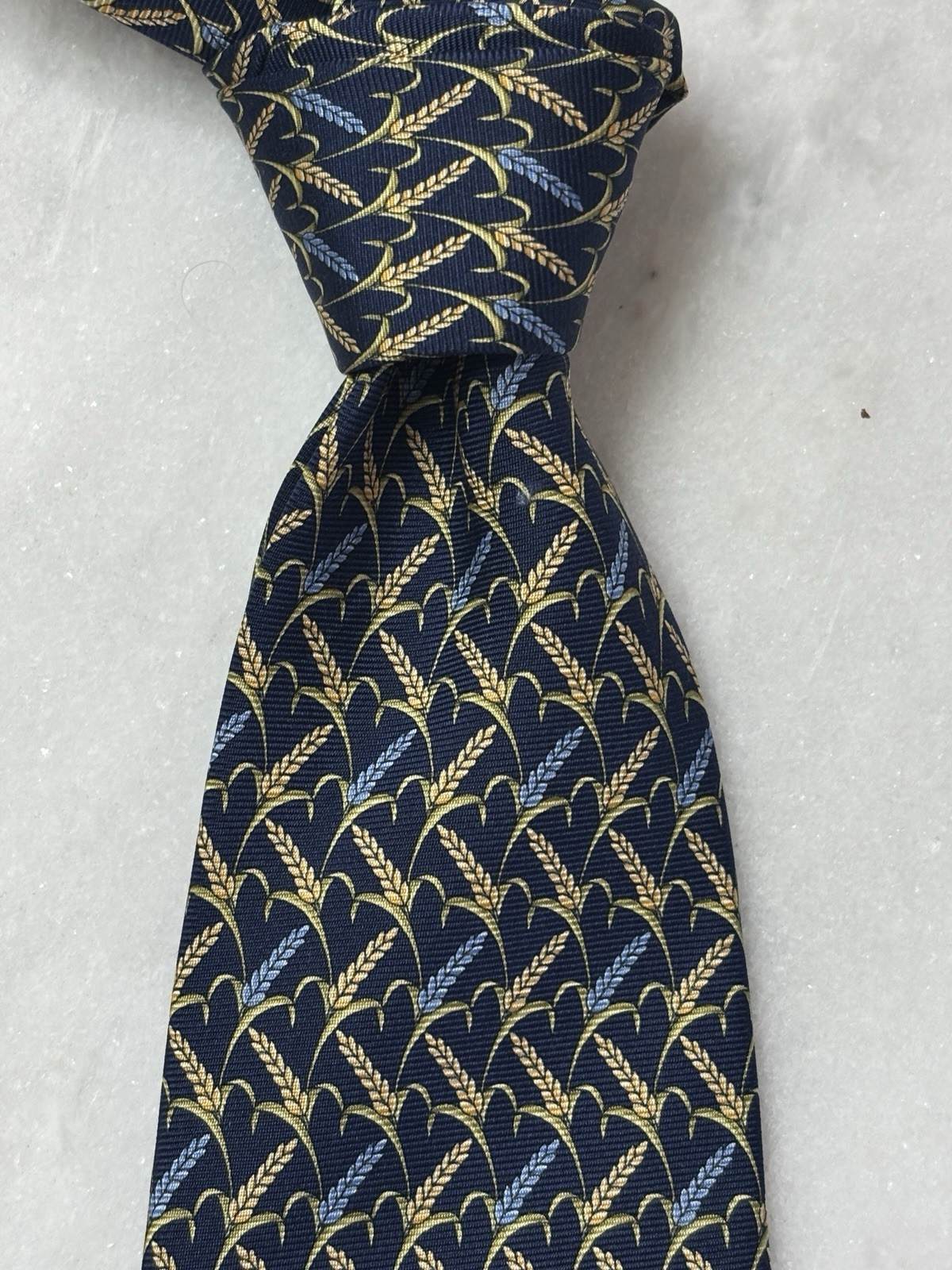 Burberry London Silk Tie Blue Gold Wheat Grain Stalk Pattern Mens Necktie Italy
