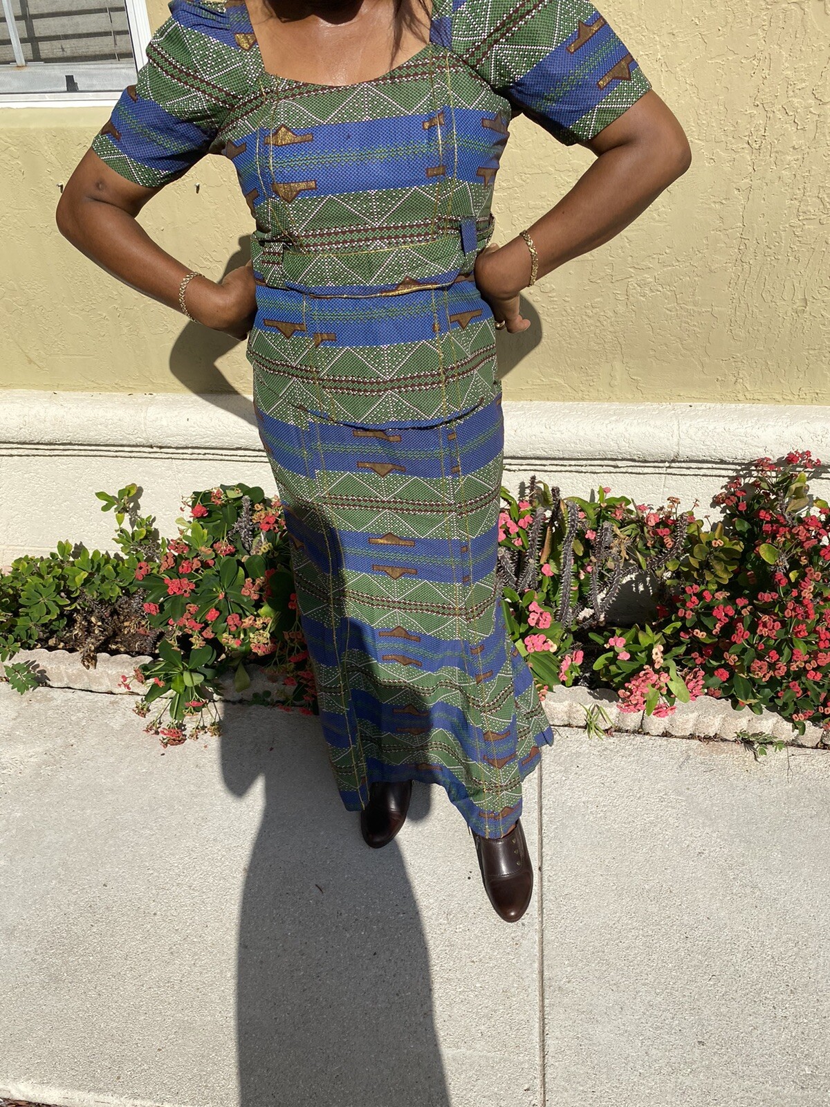 NIGERIAN WAX ANKARA BLOUSE / TOP & SKIRT ( CULTURAL& ETHNIC CLOTHING SIZE -LARGE