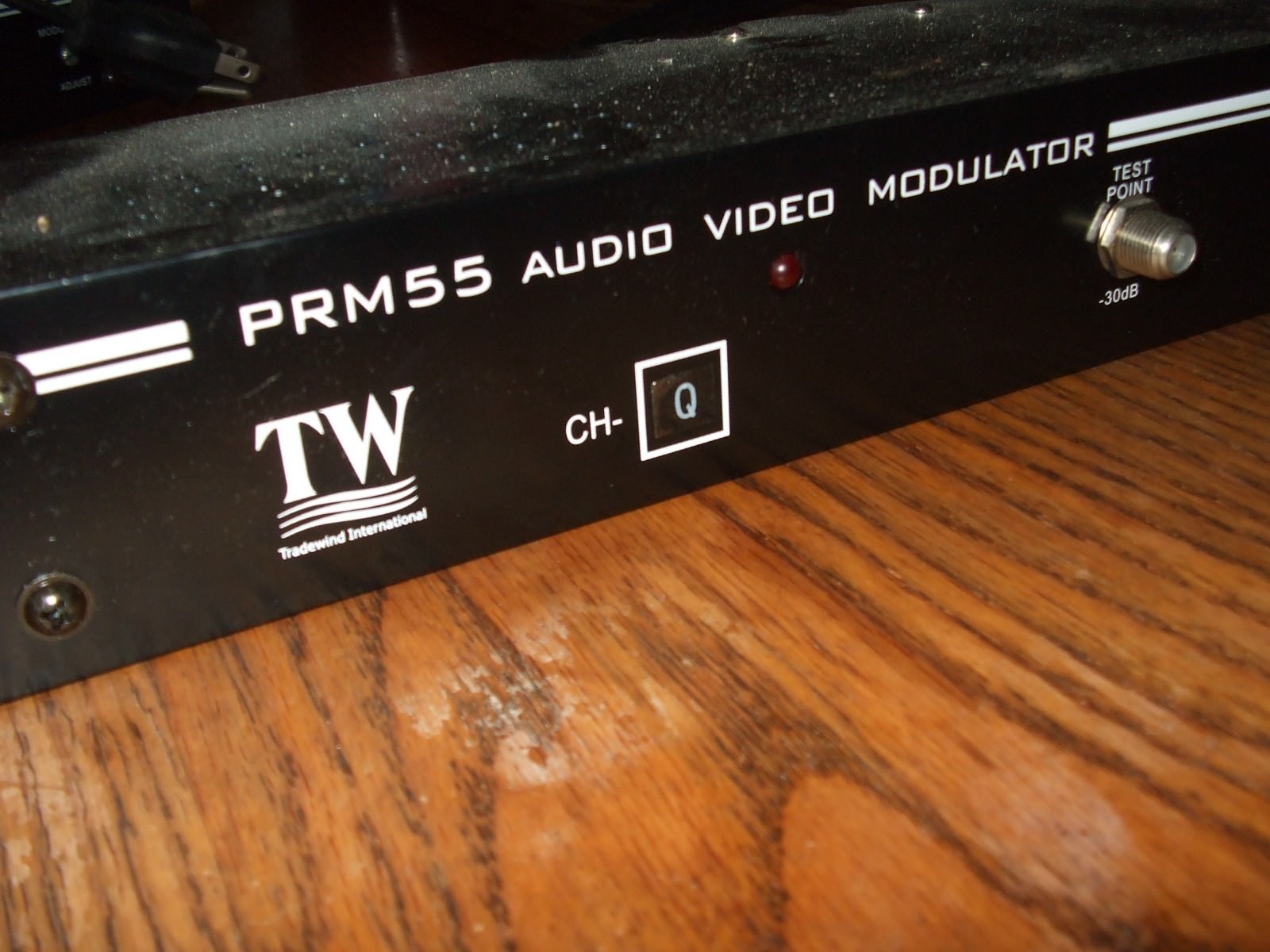TRADEWIND INTERNATIONAL RACK MOUNT PRM55 AUDIO VIDEO MODULATOR