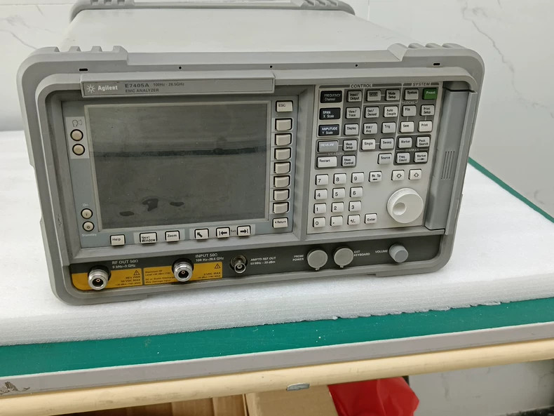 KEYSIGHT/HP/Agilent E7405A EMC Analyzer 9KHz to 26.5Ghz w/1DR 1DS A4H B72