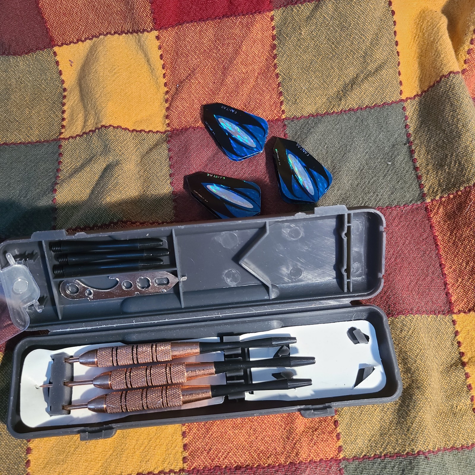 Fat Cat Darts with Storage Travel Case Blue Sparkle Ends X 3