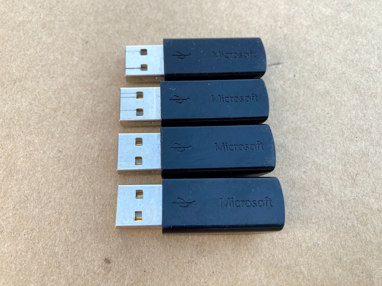 LOT OF 4 -- Genuine Microsoft 2.4 GHz Transceiver V7.0 Model: 1423 (Black)