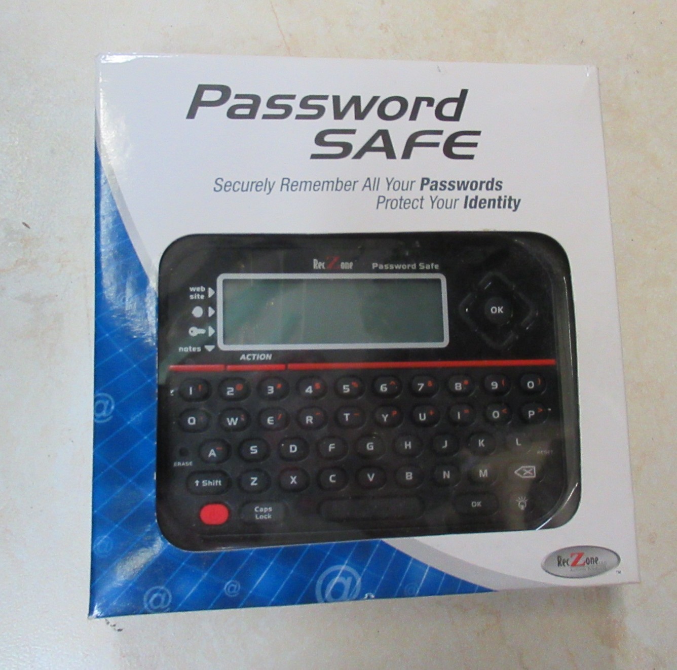 NEW ~RecZone Password Safe Backlit LCD Built In Memory QWERTY Keyboard Model 595