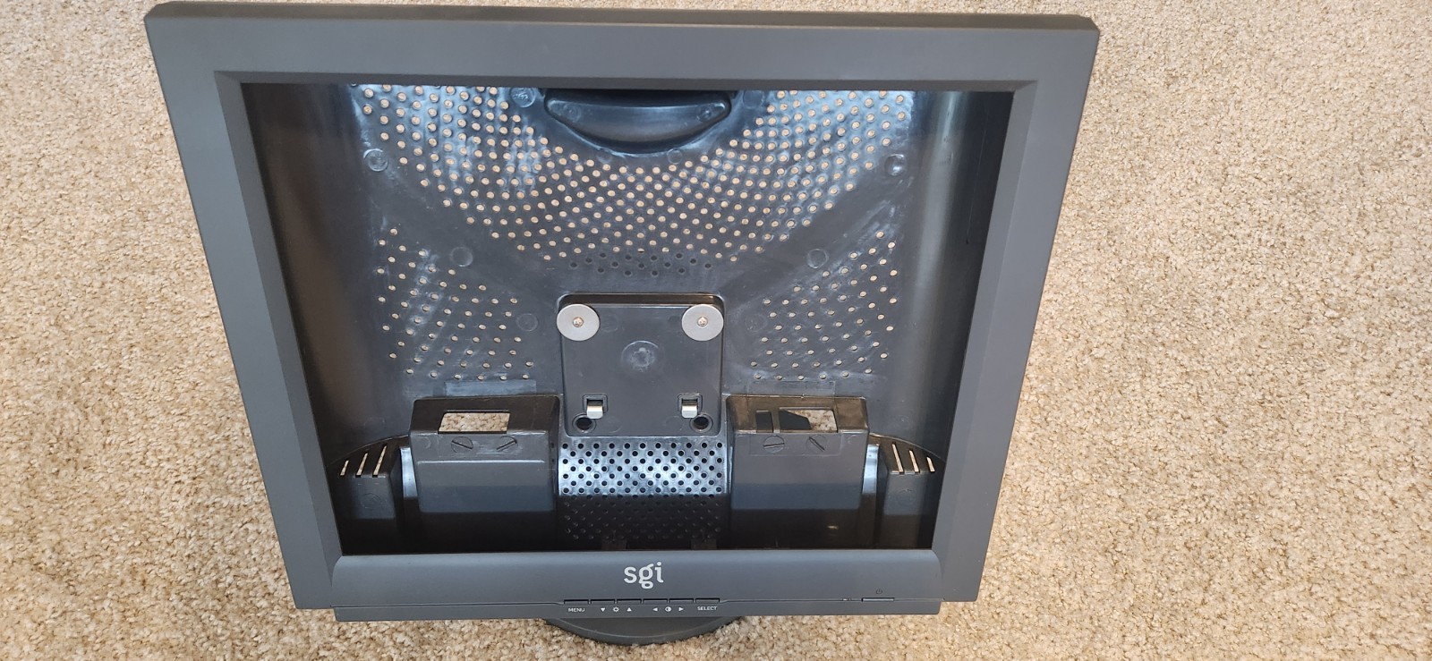 SGI F180 SILICON GRAPHICS MONITOR CASE CMN014 , EMPTY CASE ONLY