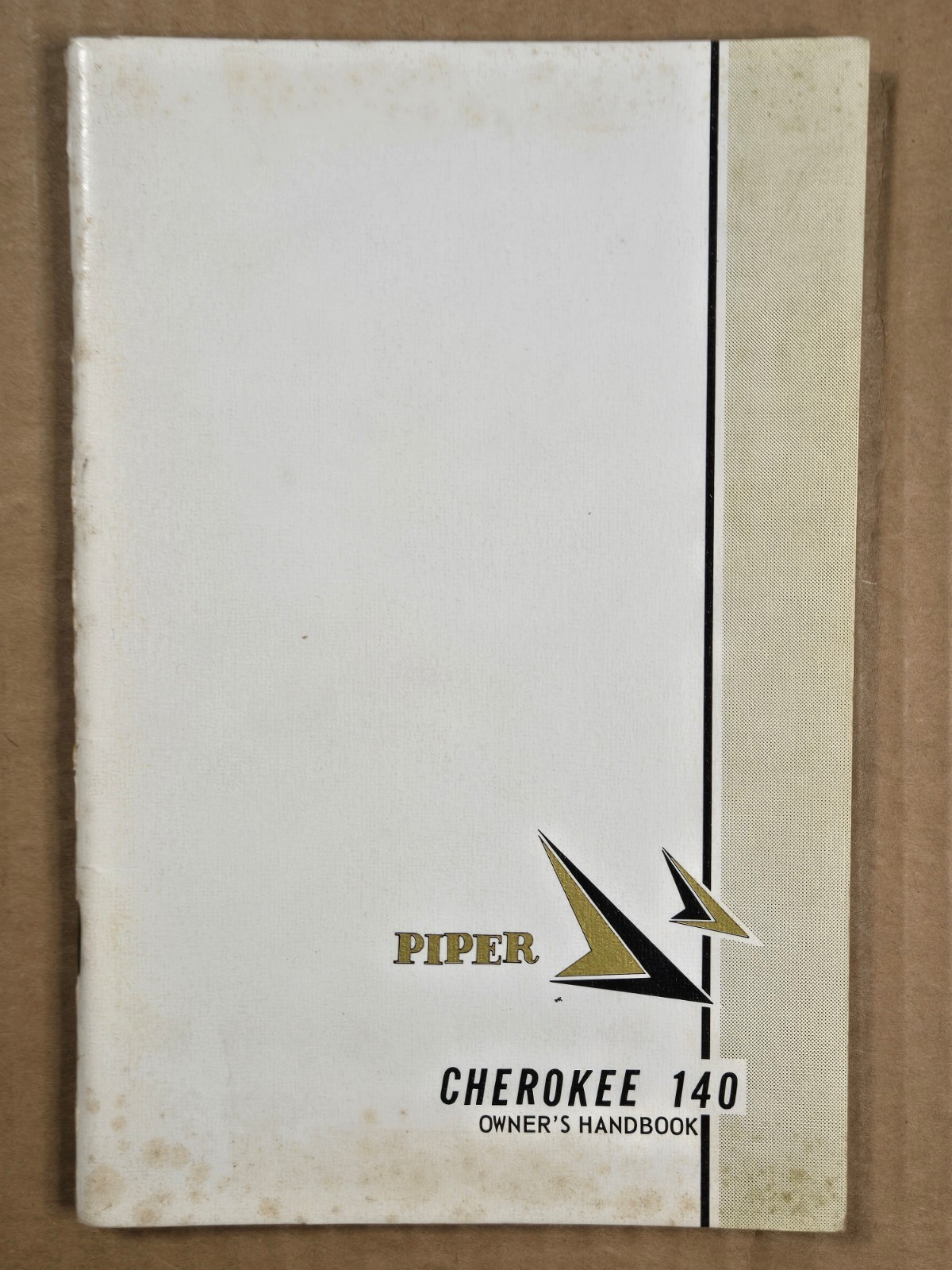 PIPER Cherokee 140 PA-28-140 Owner's Handbook  1967 - Used