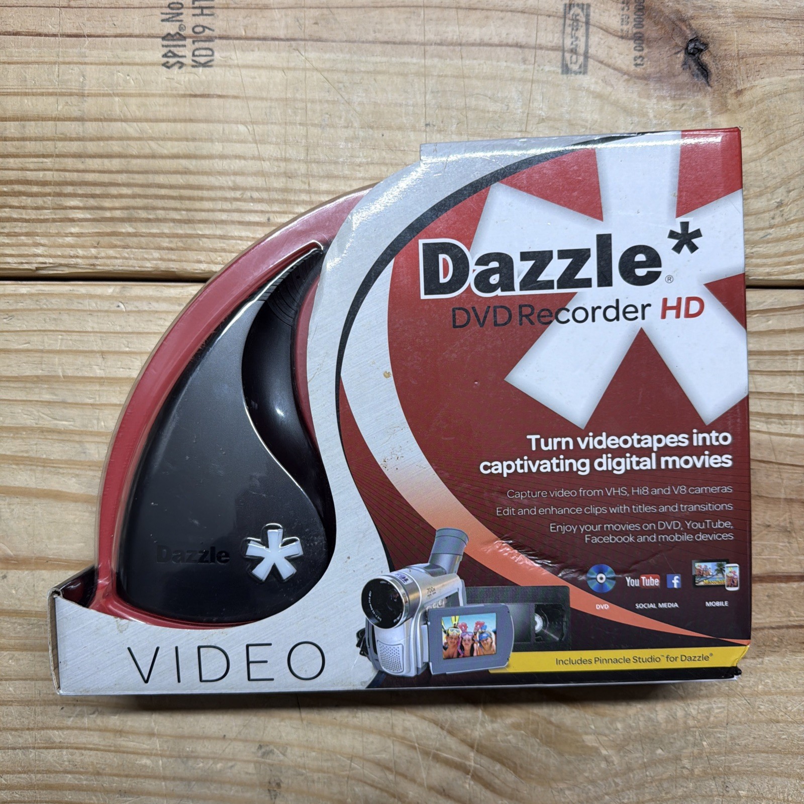 Pinnacle Dazzle DVD Recorder HD w/ Cable -  New Retail Box J