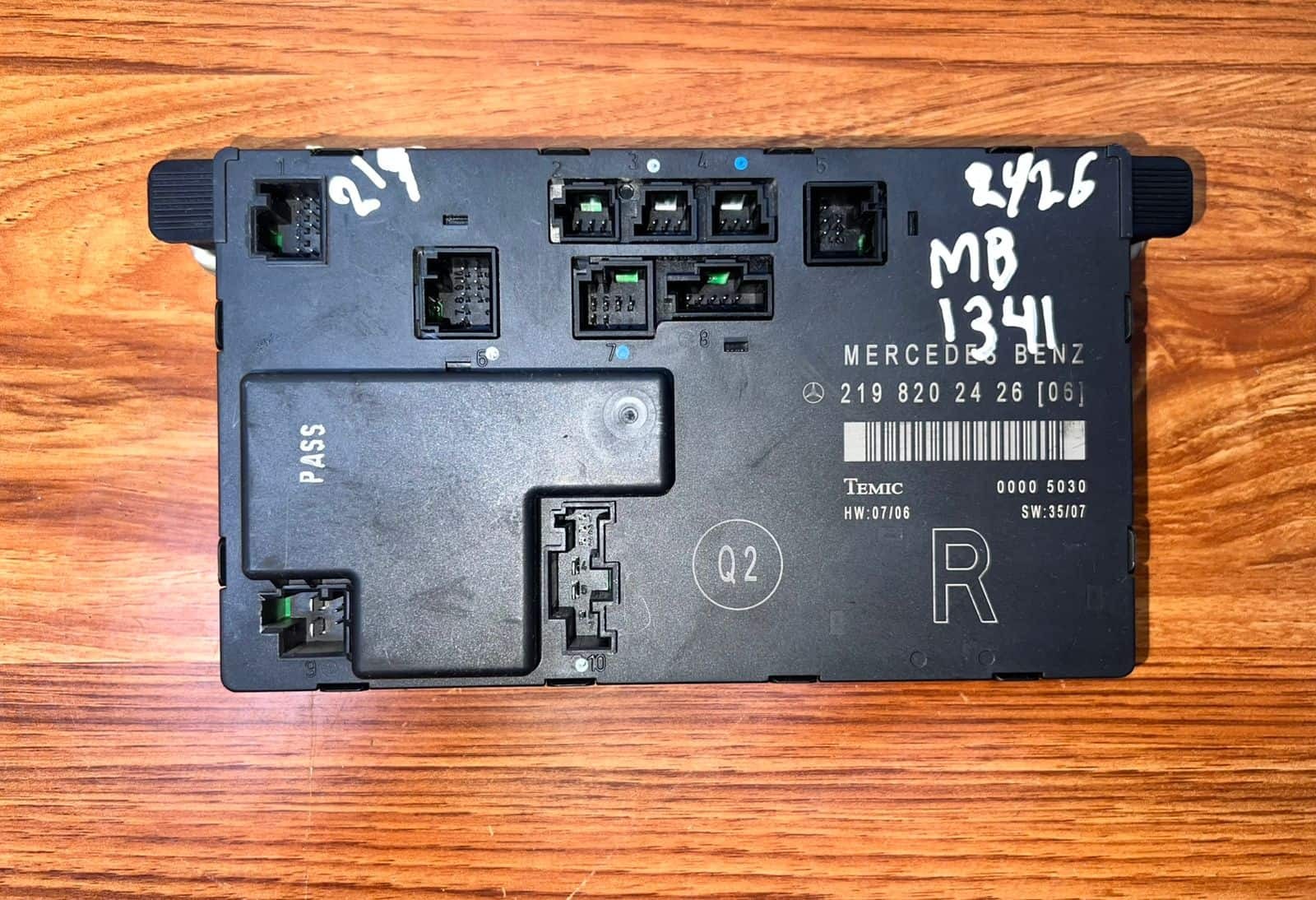 2006-2011 Mercedes-Benz CLS500 Door Control Module 2198202426 W219 CLS500 CLS550