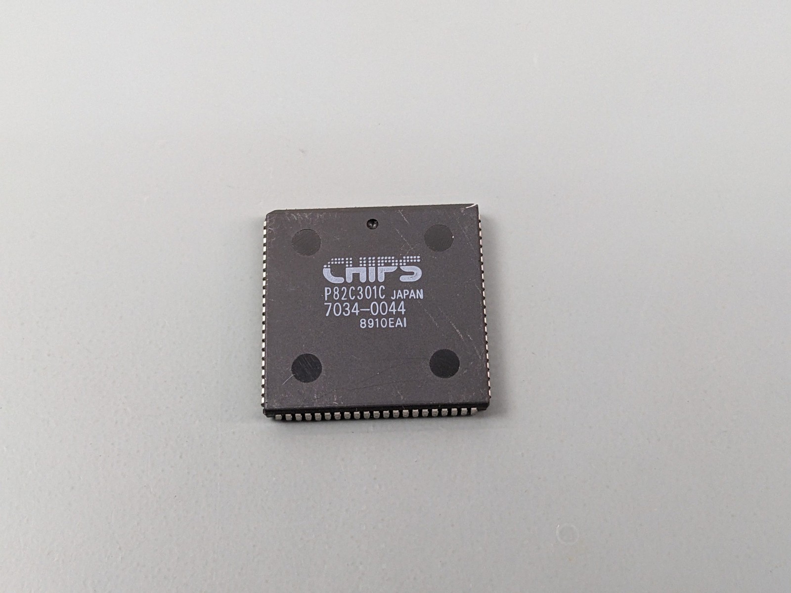 Chips P82C301C AT/386 Chipset IC, PLCC, Good