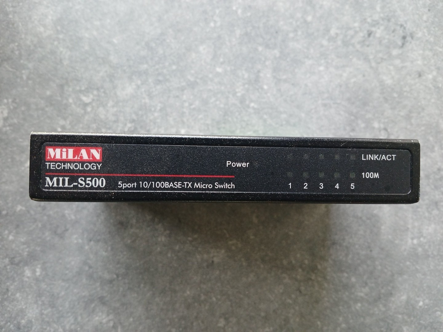MiLAN Tech MIL-S500 5-Port 10/100BASE-TX Micro Switch w/ Adapter