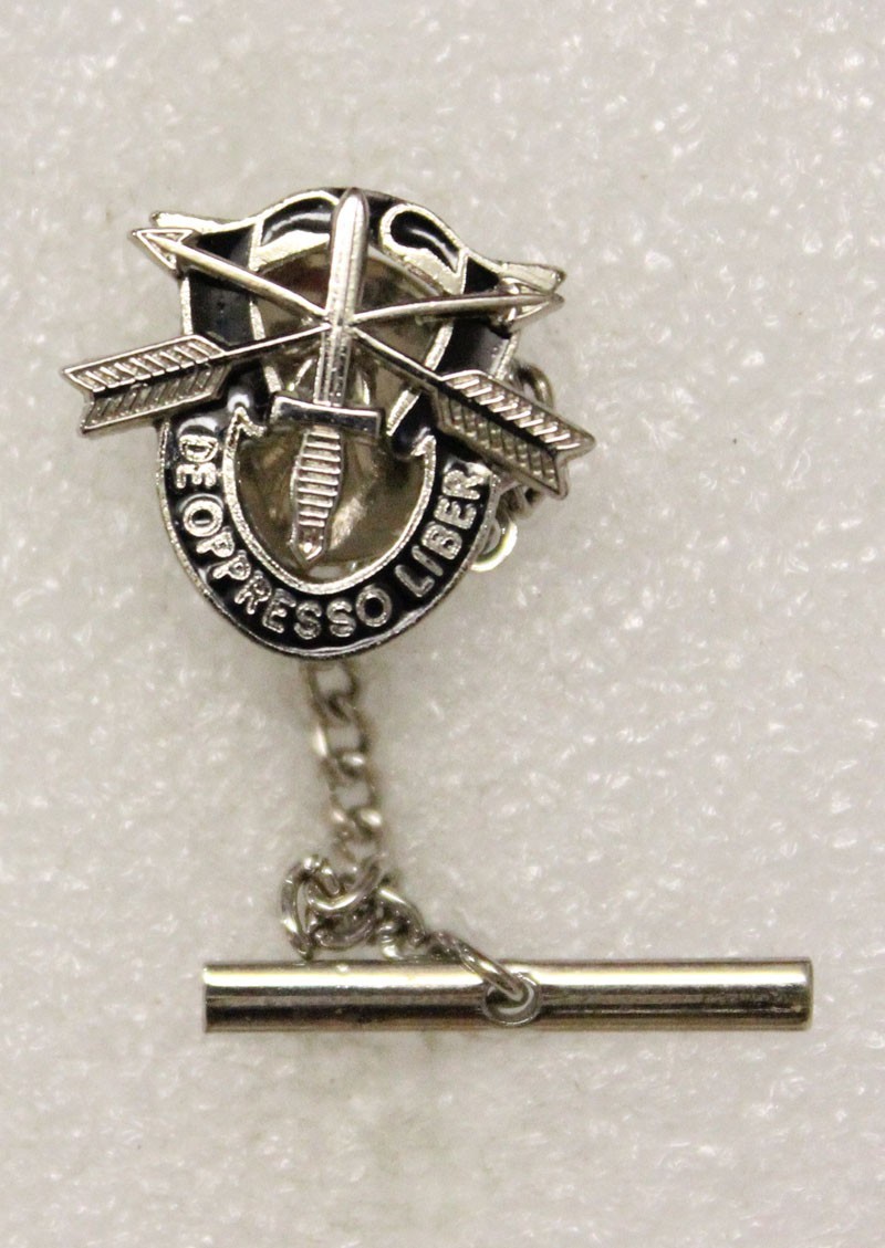 Veteran's Tie Tack Pin: Special Forces crest - c/b