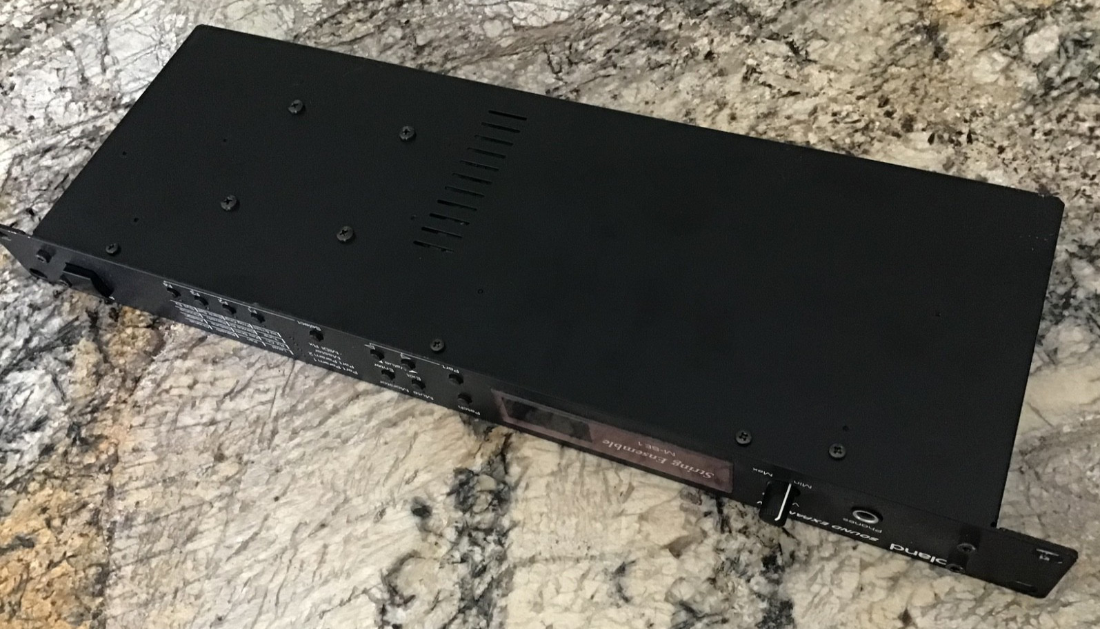 ROLAND M-SE1 SOUND EXPANSION STRING ENSEMBLE RACK MOUNT MODULE