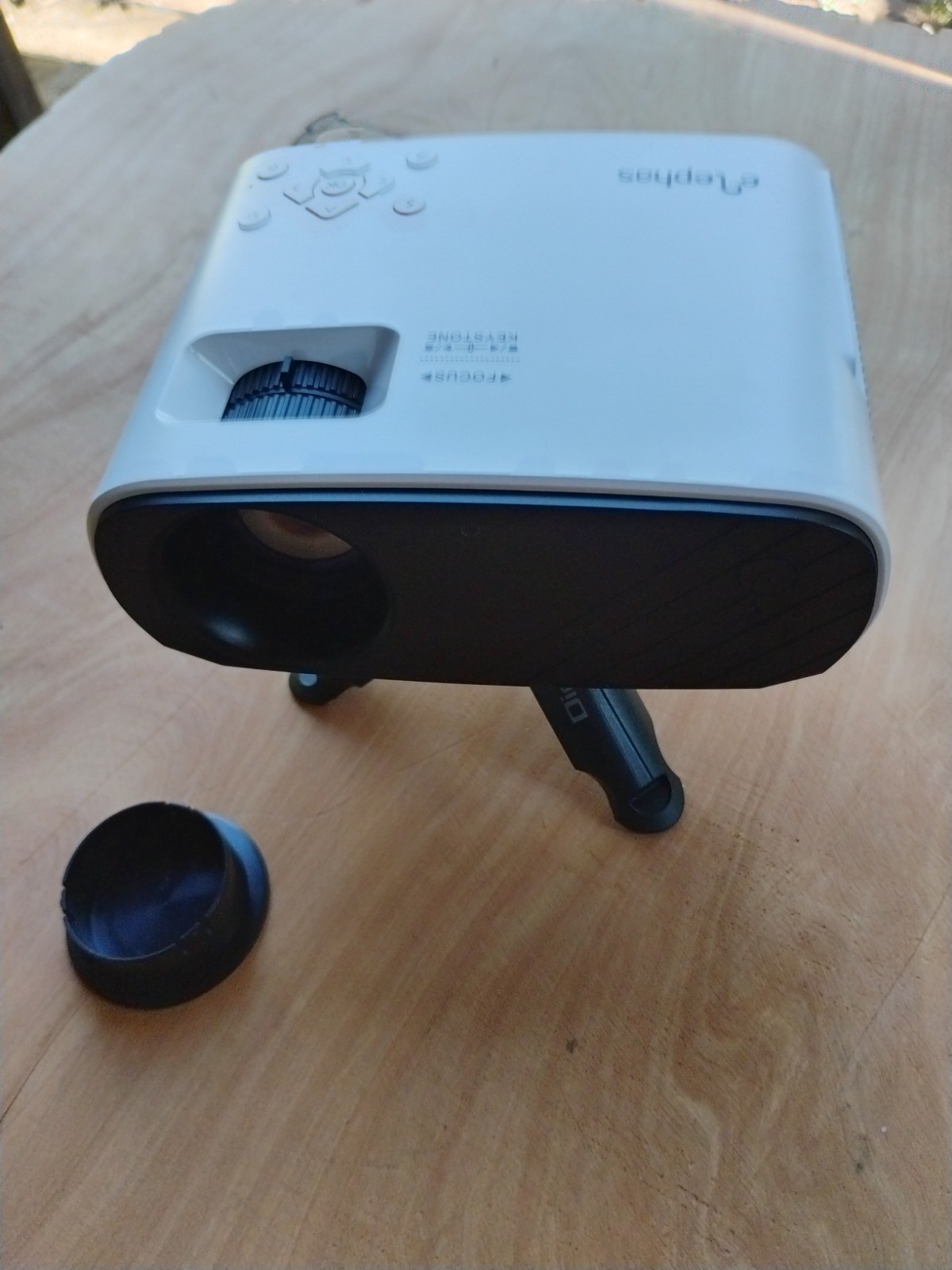 Elephas Mini Projector BL128 BUNDLE w/ Tripod, Remote & Accessories – Tested
