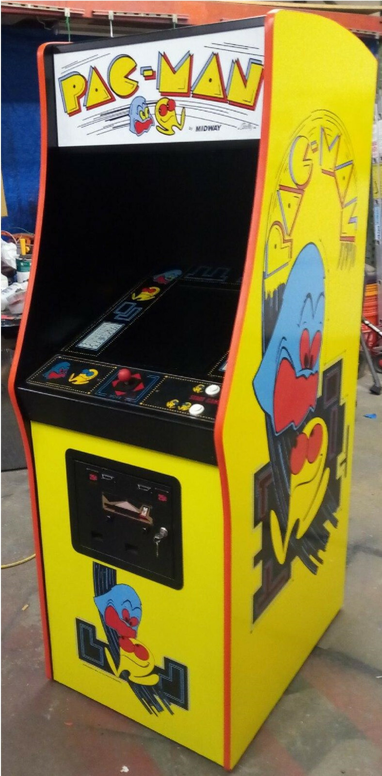 PAC-MAN ARCADE MACHINE by MIDWAY (Excellent Condition) *RARE*