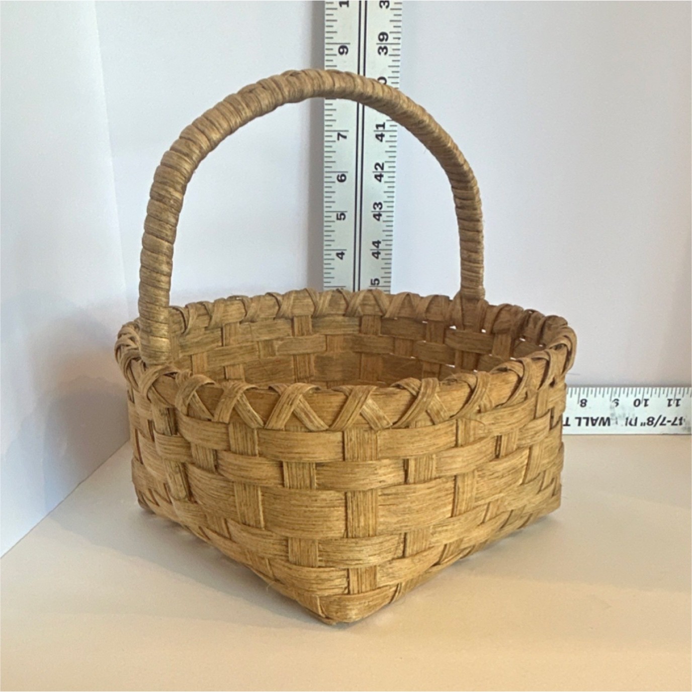 Handmade Easter basket Wicker Braided Round Basket Brown Medium With Handle