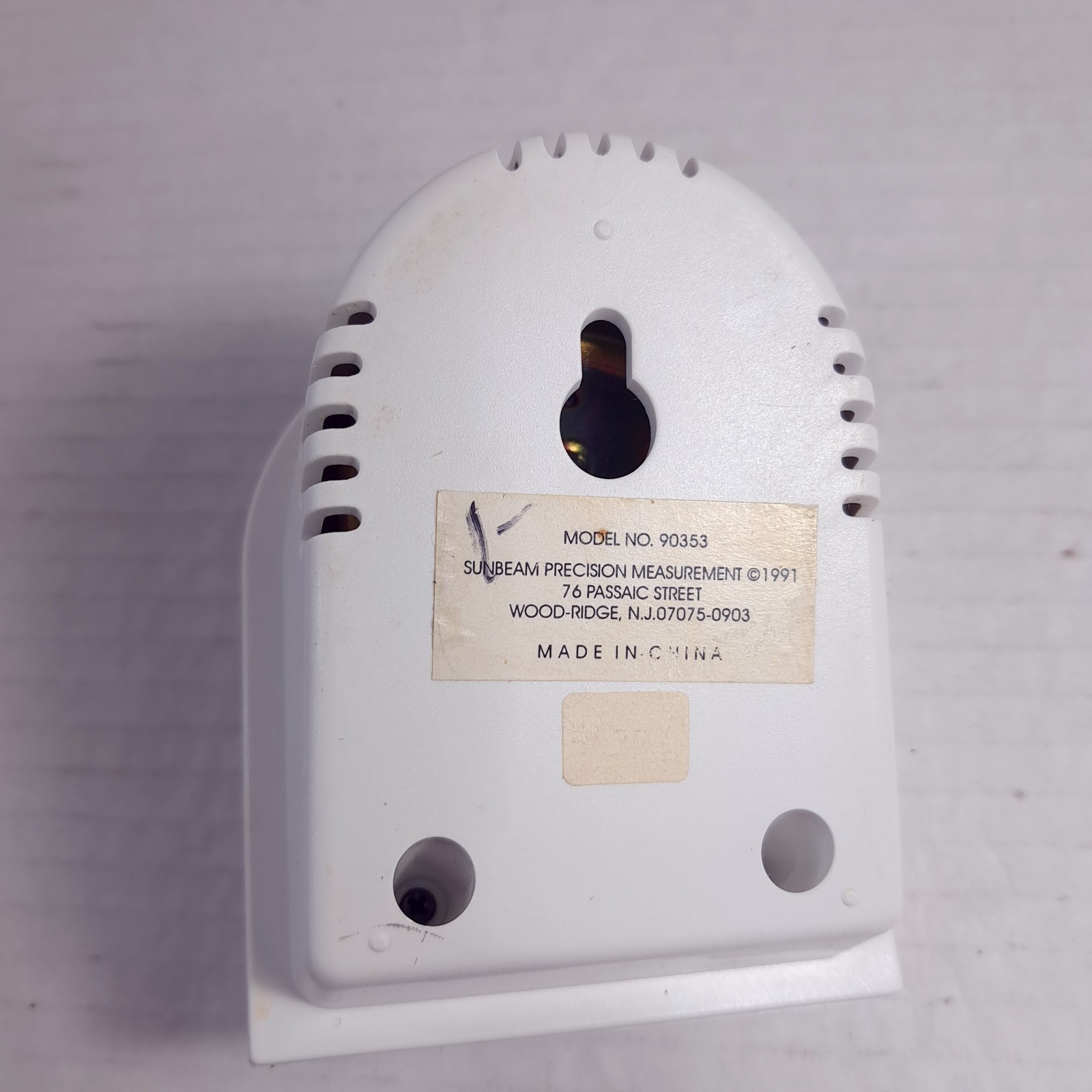 Sunbeam 60 minute kitchen egg timer mechanical white plastic 90353 black dial
