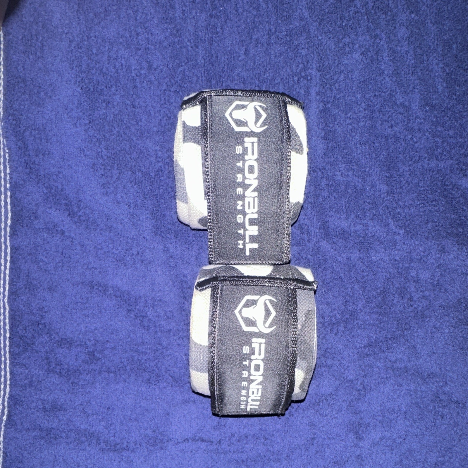Iron Bull Strength Knee Wraps Pair for Weight Lifting, Gray Black White