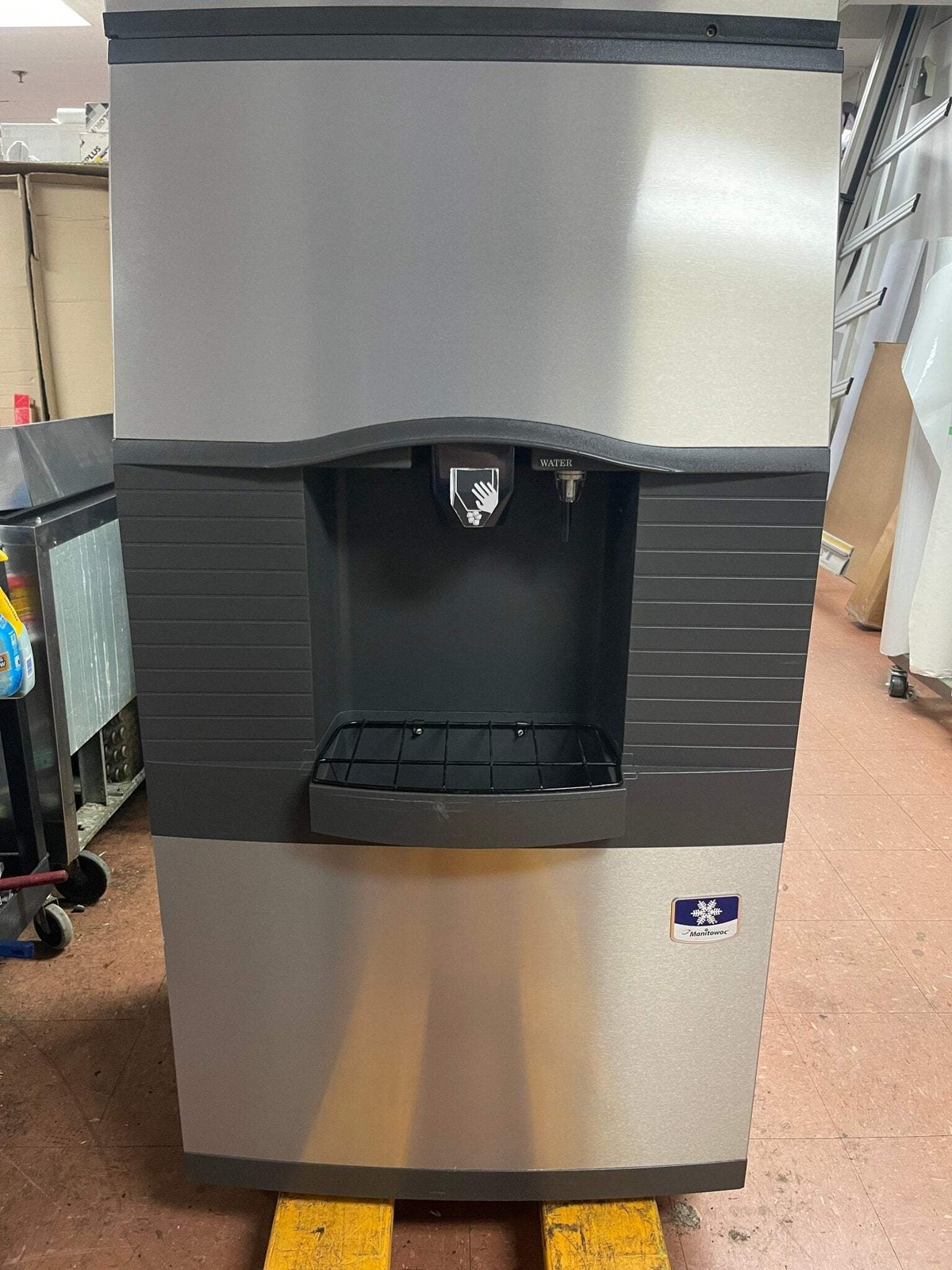 Used 30" Manitowoc SFA-291 Stainless Hotel Ice Dispenser Bin with Water Dispense