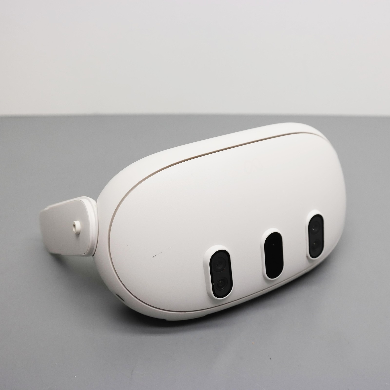Meta Quest 3 128GB VR Headset Only READ