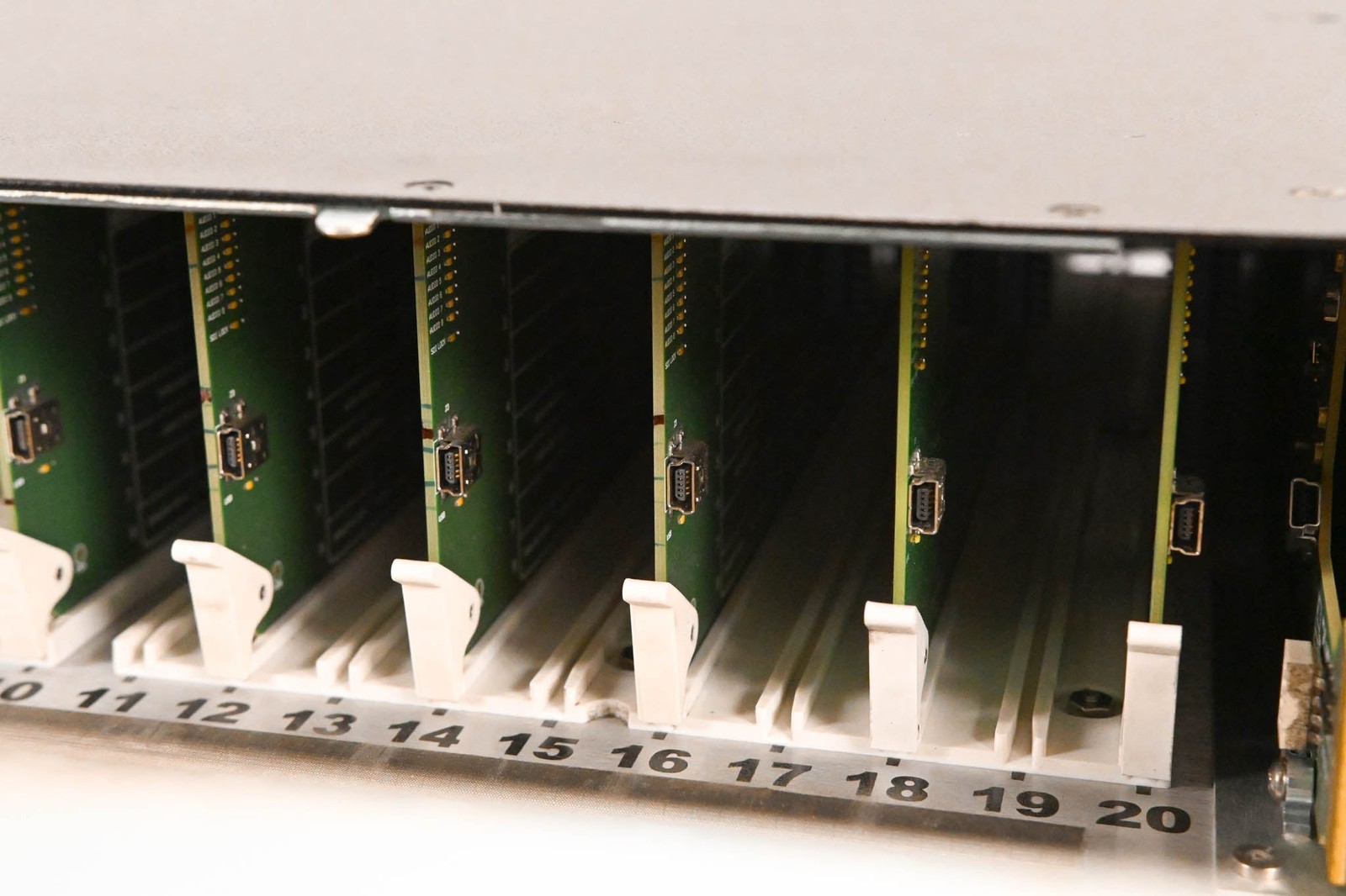 OpenGear DFR-8321 2RU Modular Frame with Cards CG01UNA