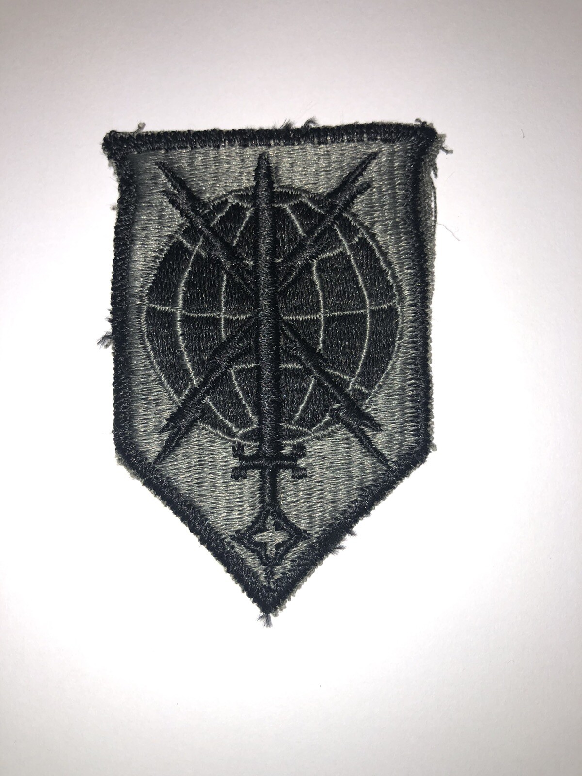 Military Intelligence Readiness Command U.S. Army ACU Shoulder Patch Insignia