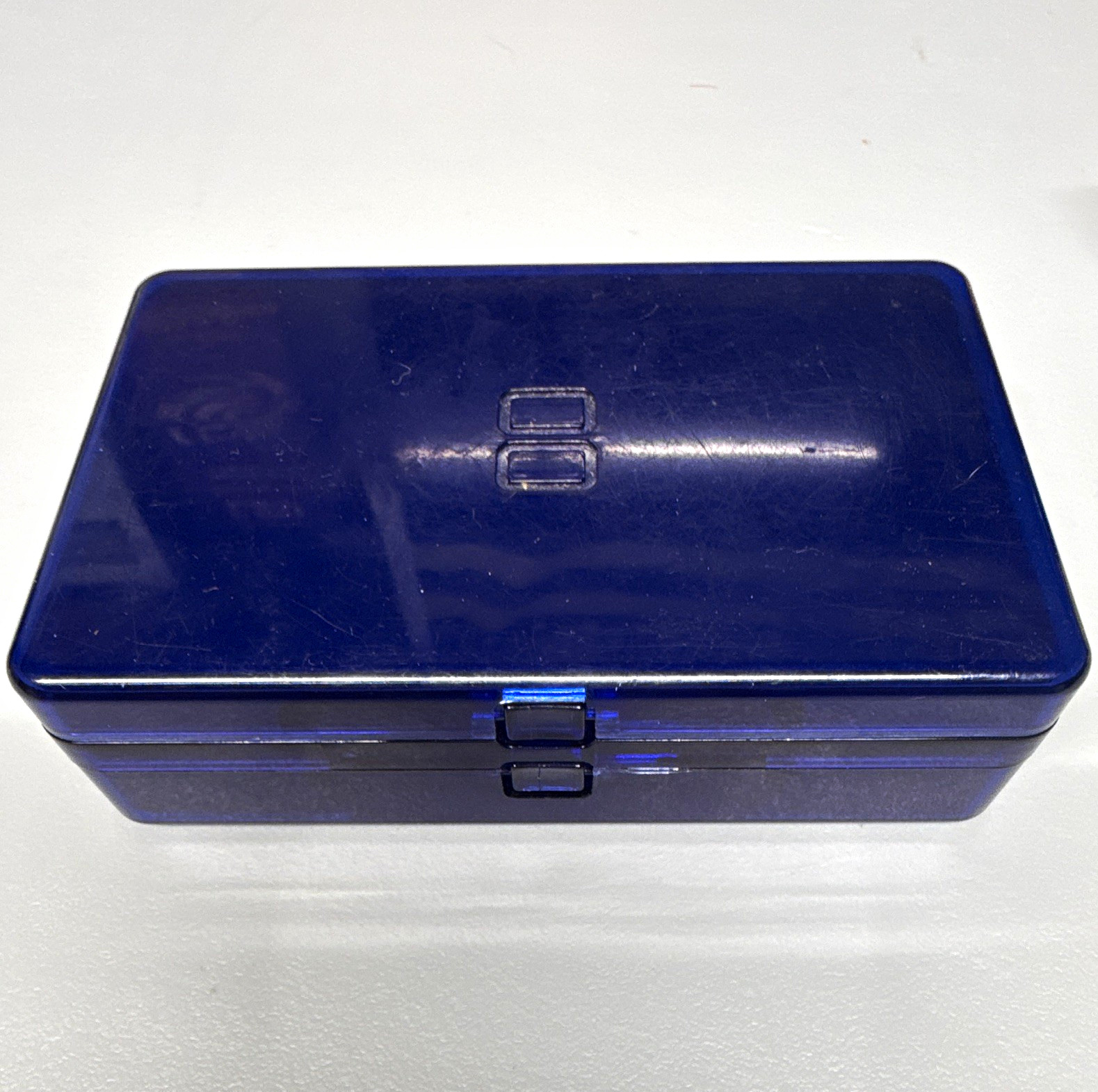 Nintendo DS "8 Game" Storage and Carrying Case in a translucent cobalt blue